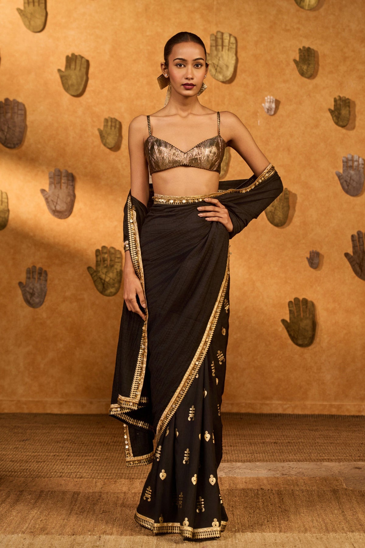 Black Wishdrop Gota Saree