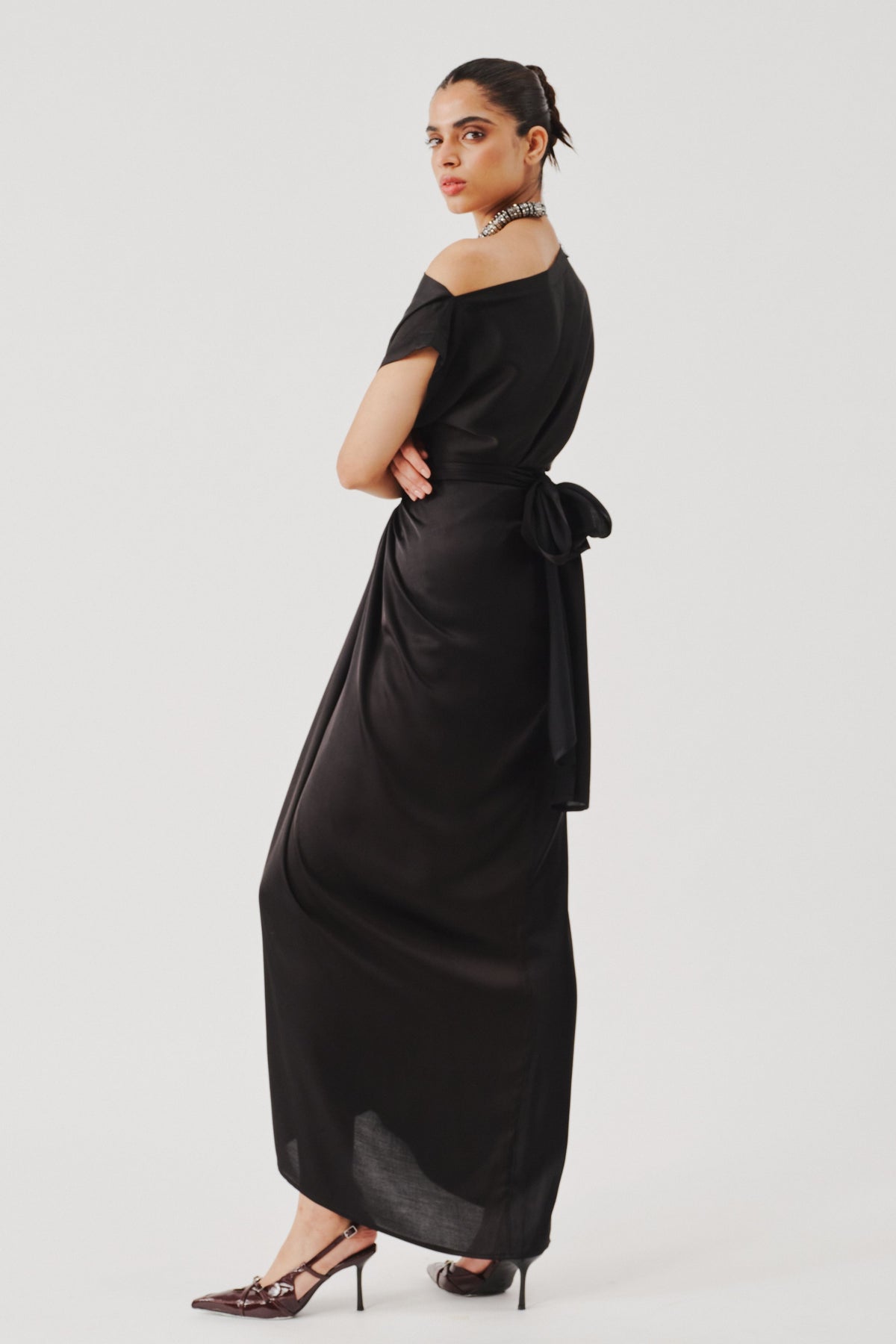 Honey Multiway in Black
