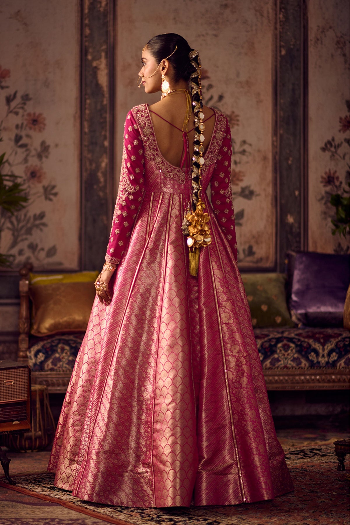 Gulabi Anarkali Kurta Odhni Set