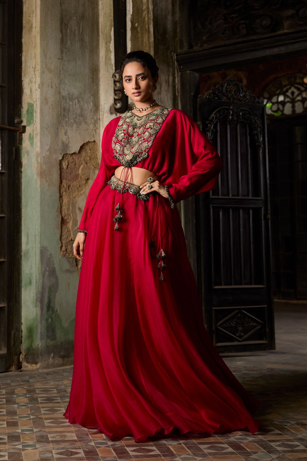 Red Antifit Skirt Set