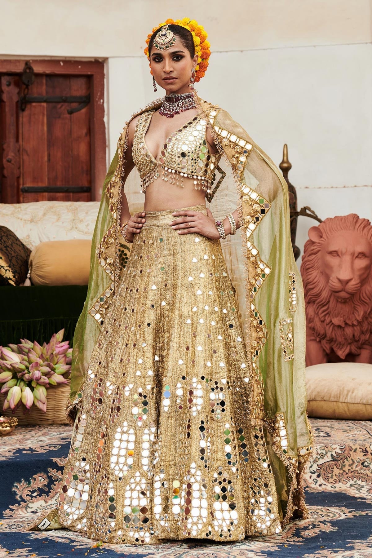 Chand Aayna Lehenga Set