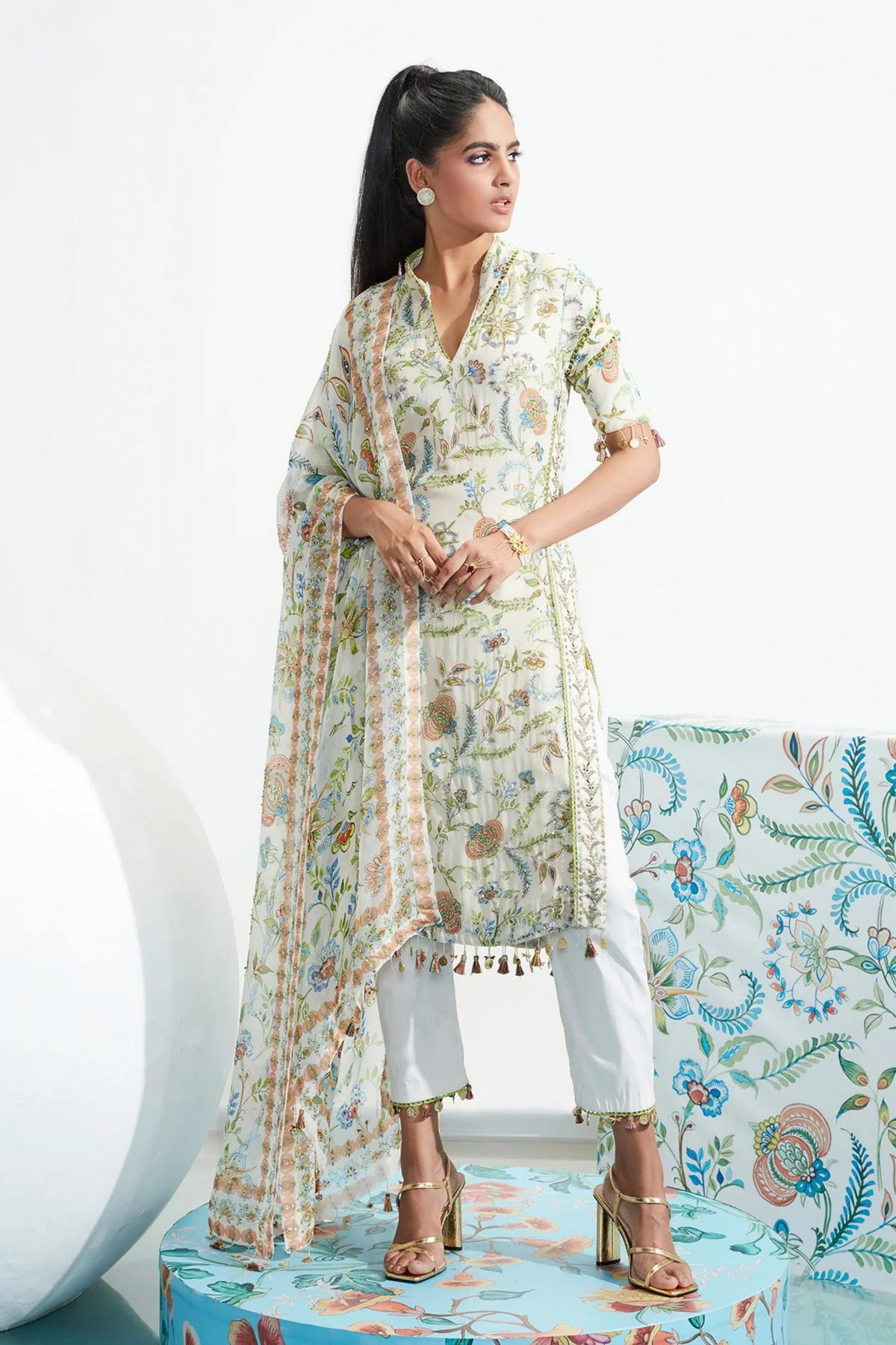 Zara Ivory Embroidered Kurta Set