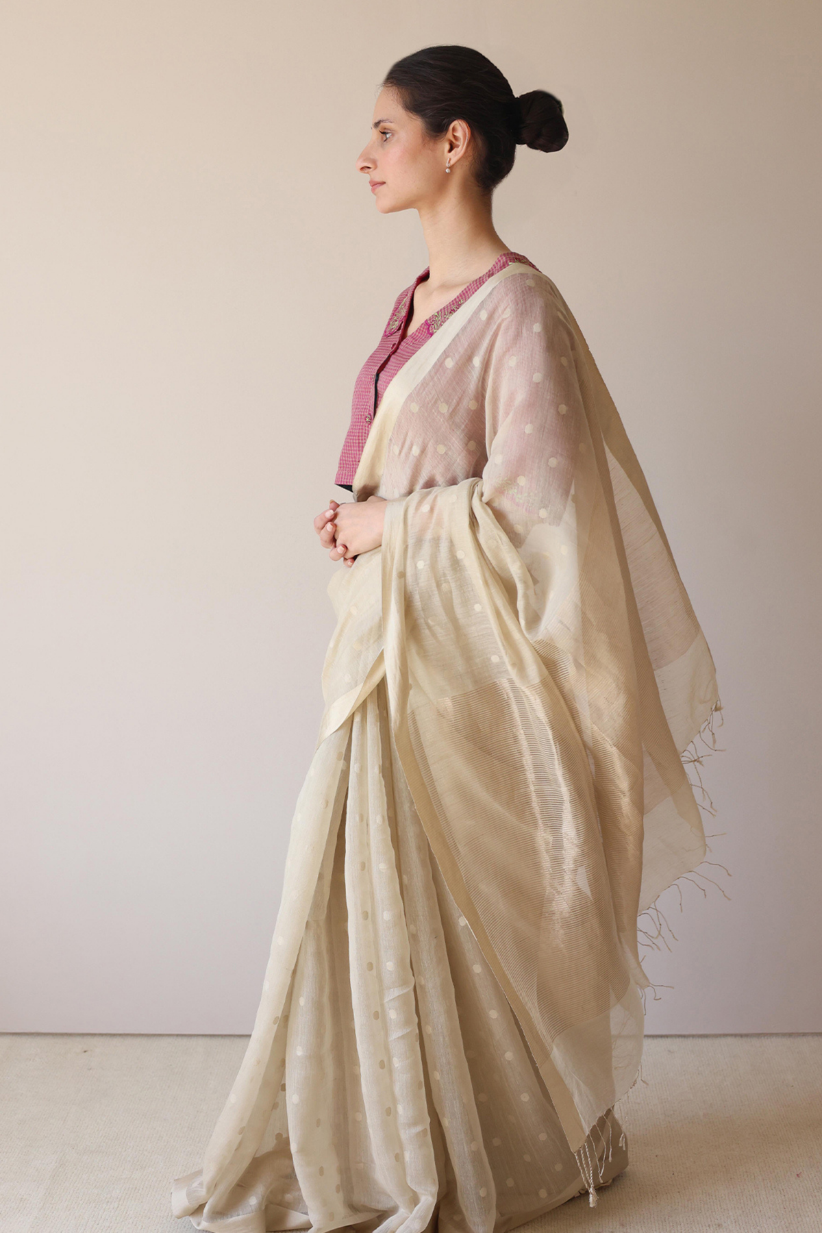 Beige Wildflower Meadow Jamdani Saree