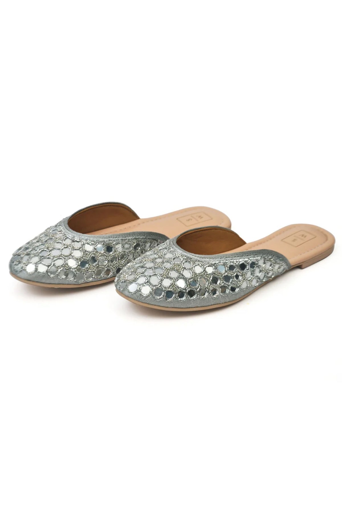 Noor Silver Jutti