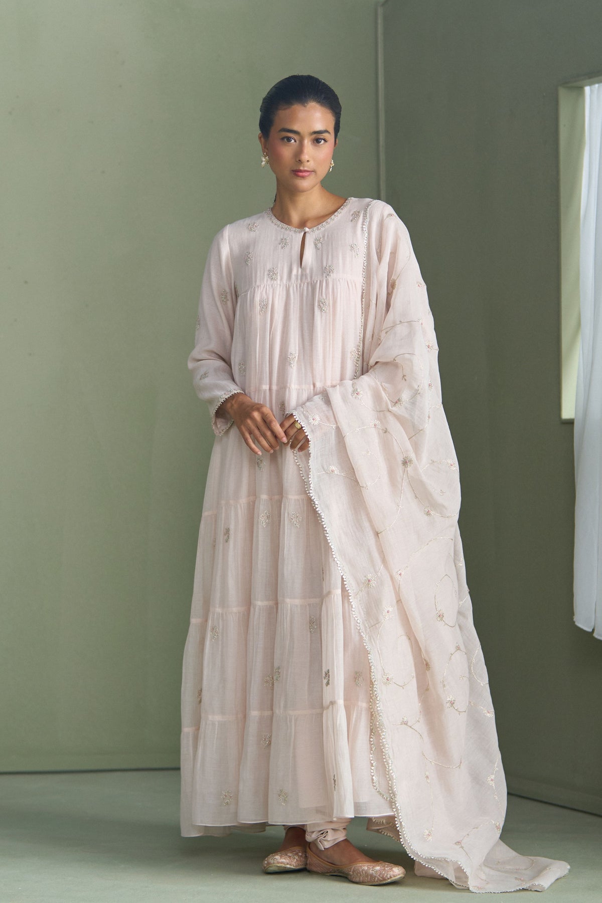 Clara Anarkali set