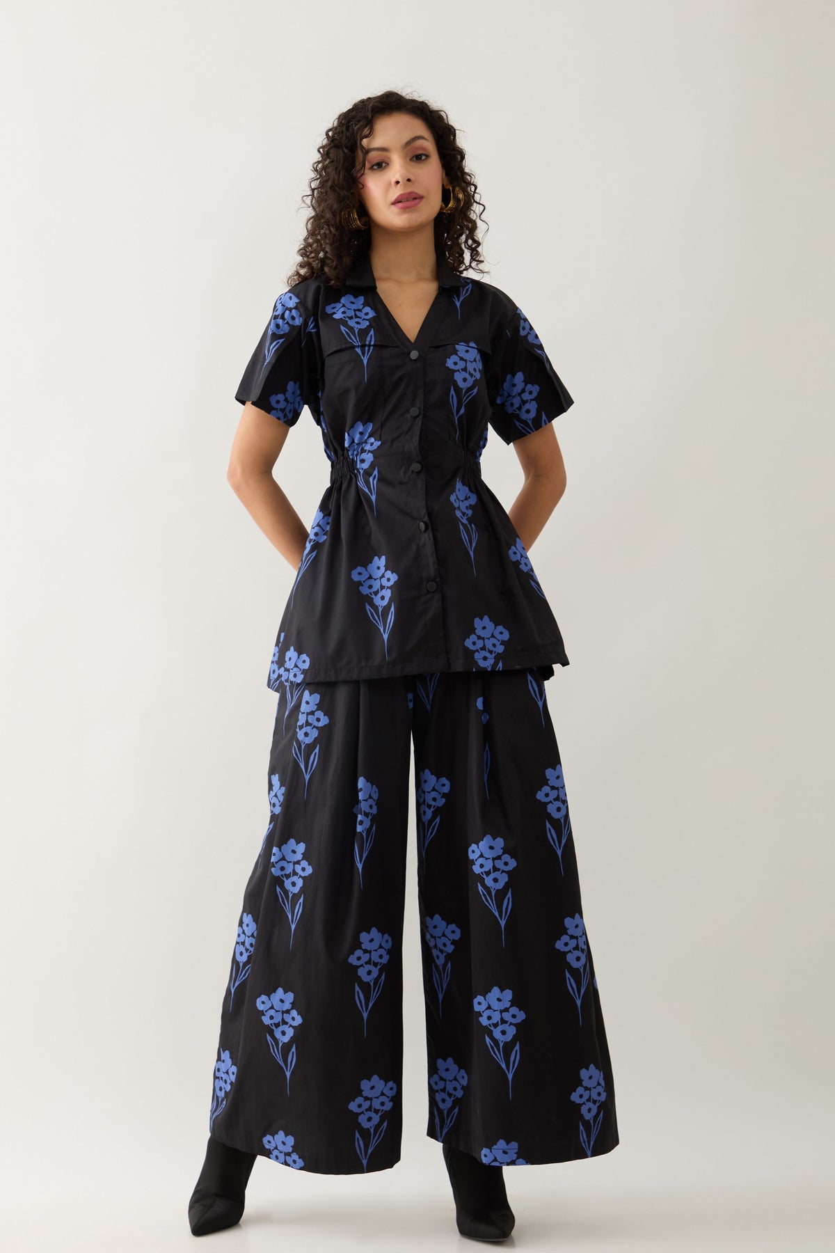 Black Bombay Set
