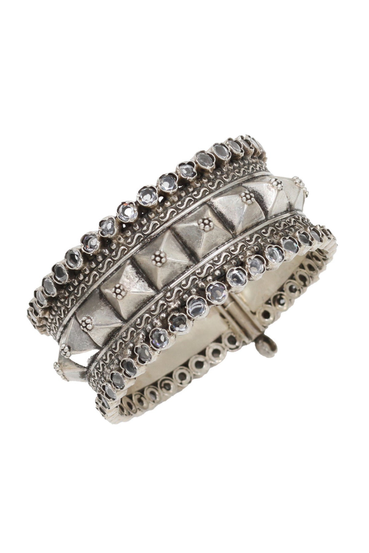 Timeless Beauty Silver Bangle