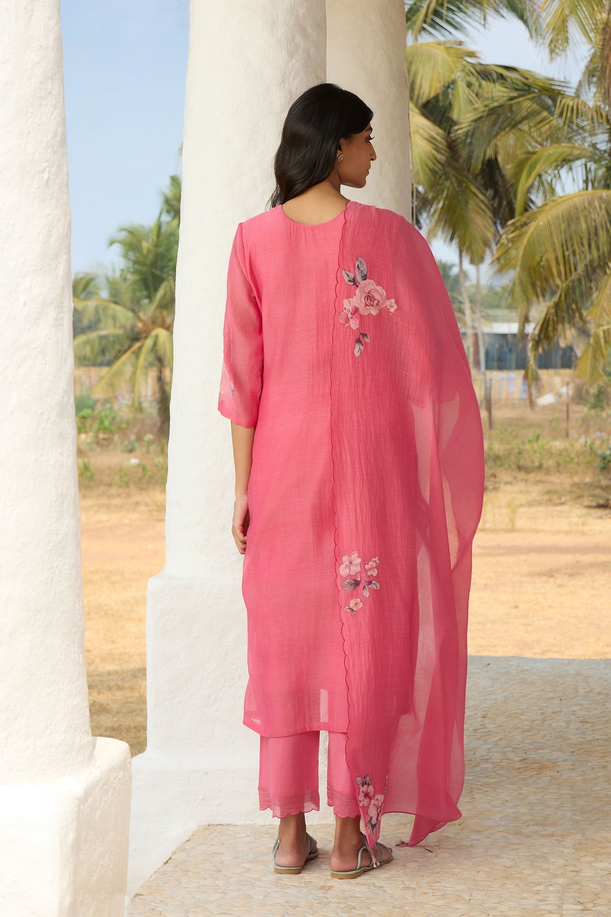Rose Applique Kurta Set