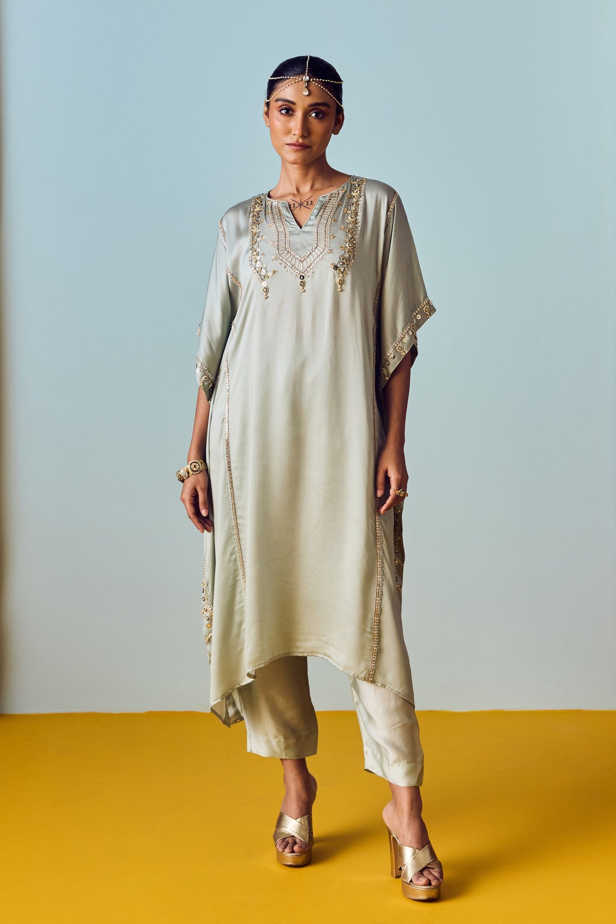 Nourie Sage Kaftan Set