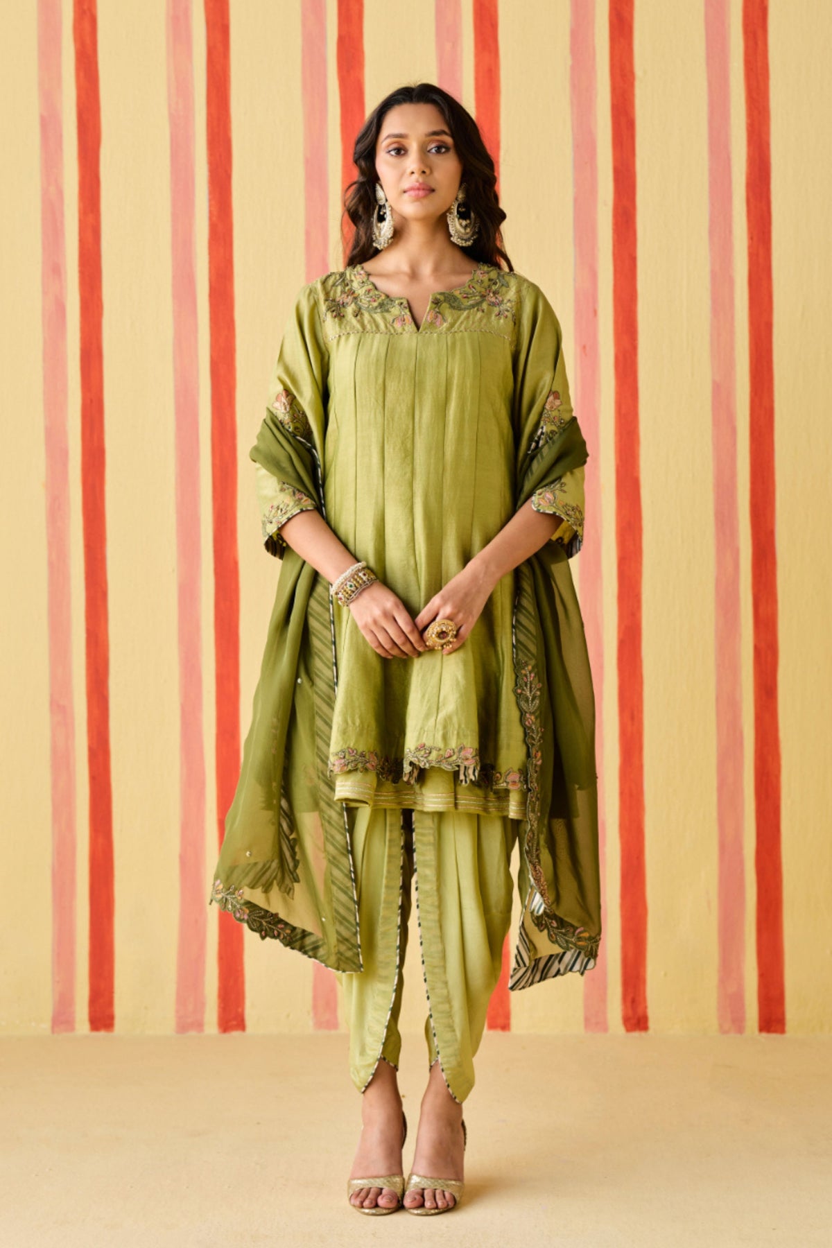 Ekanshi Green Kurta Set
