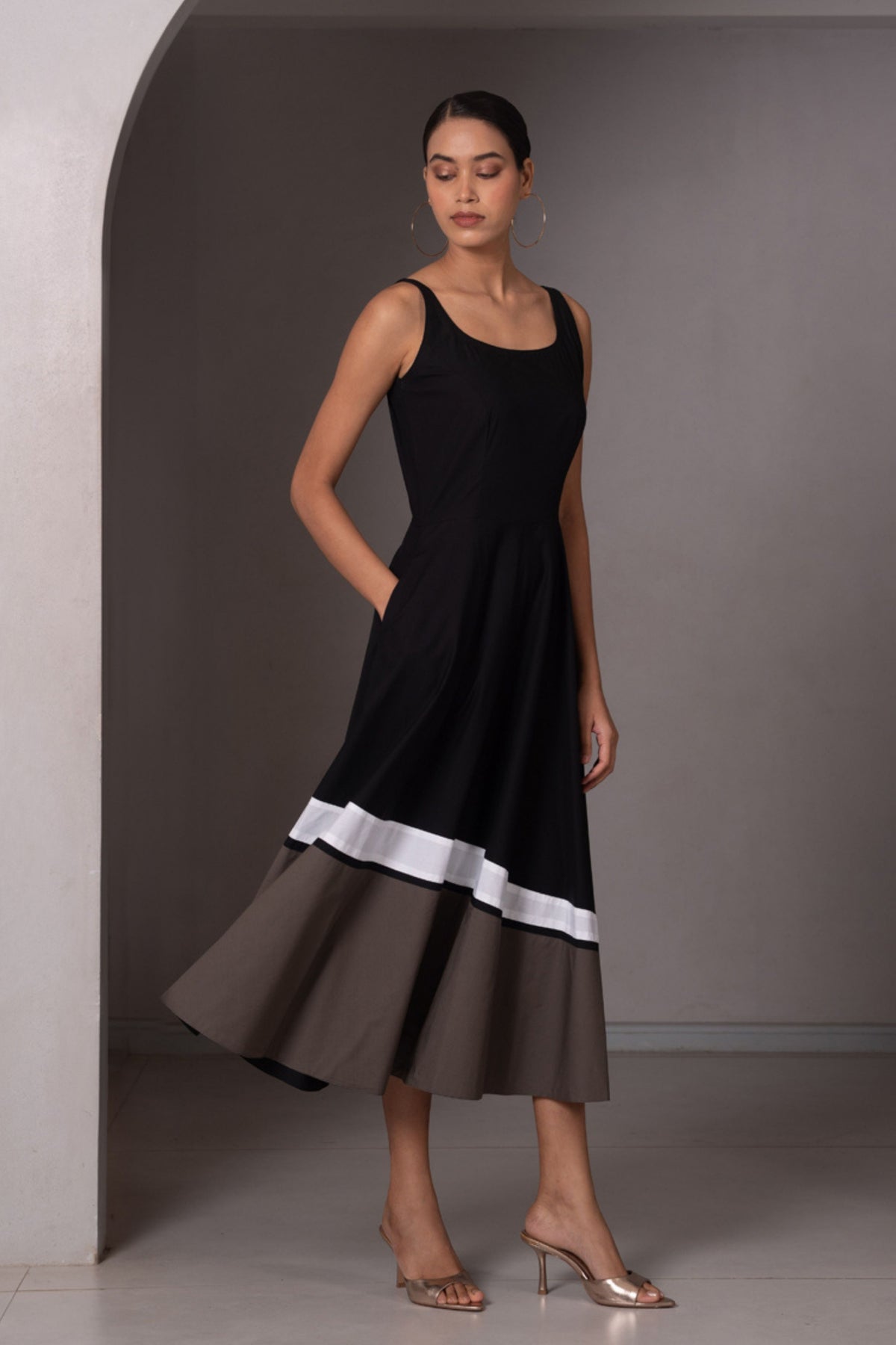Muse Black Dress