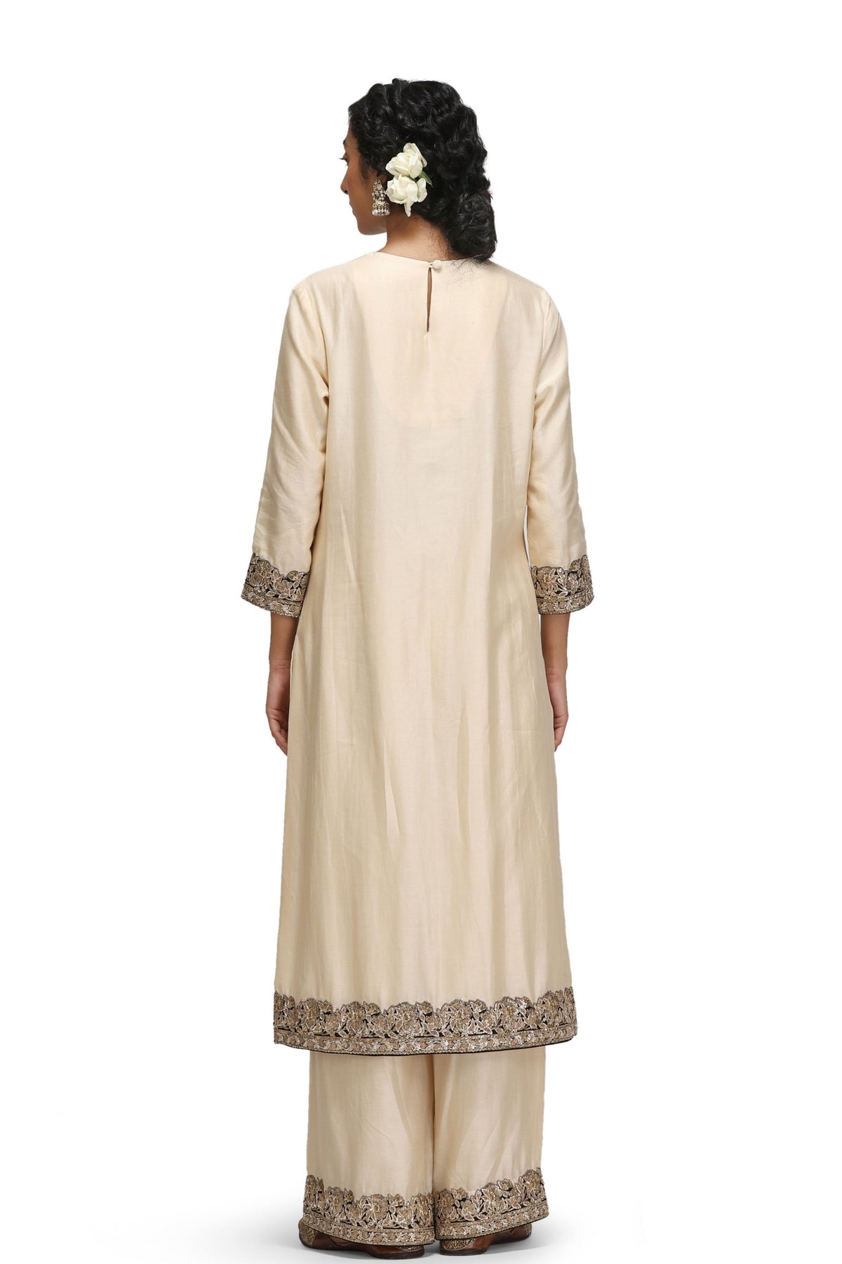 Nandi Kurta Set