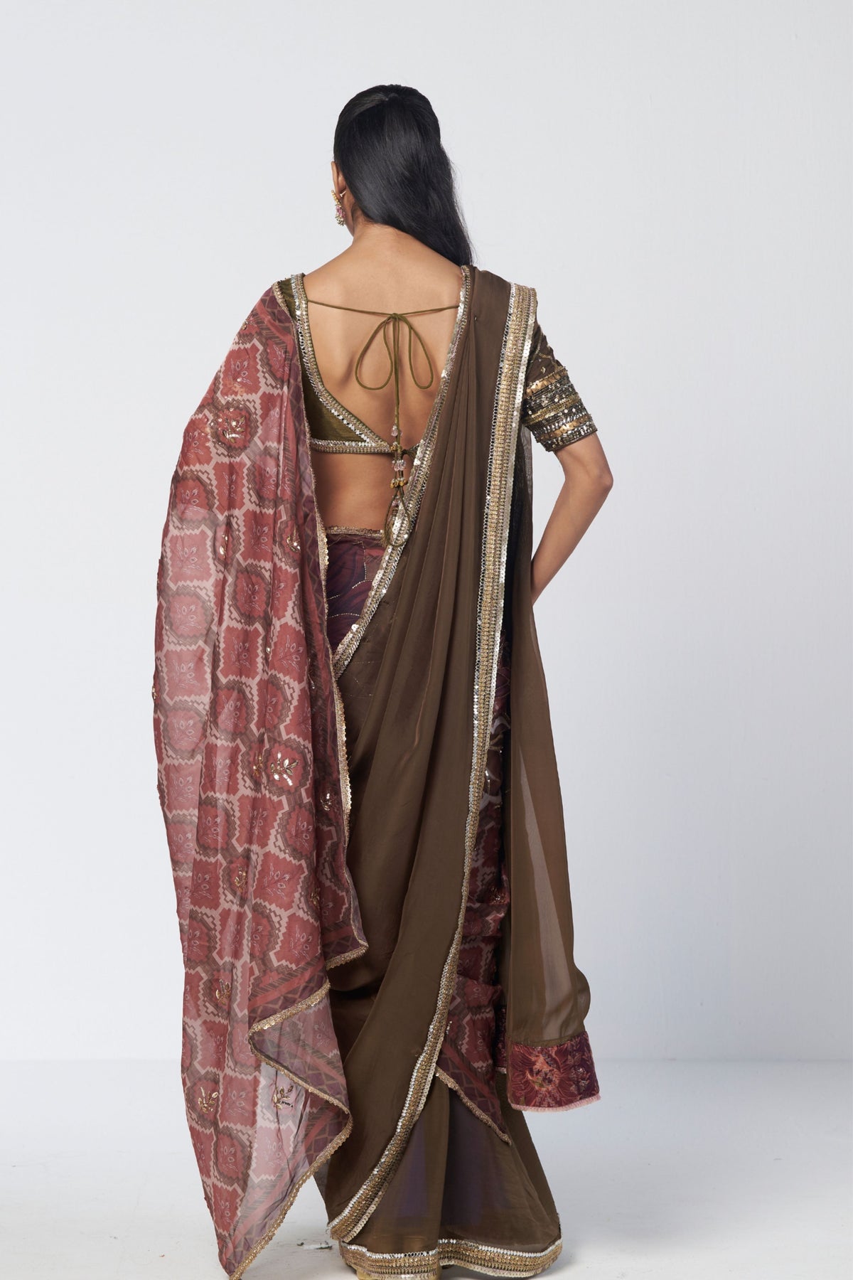 Goblet Saree Set