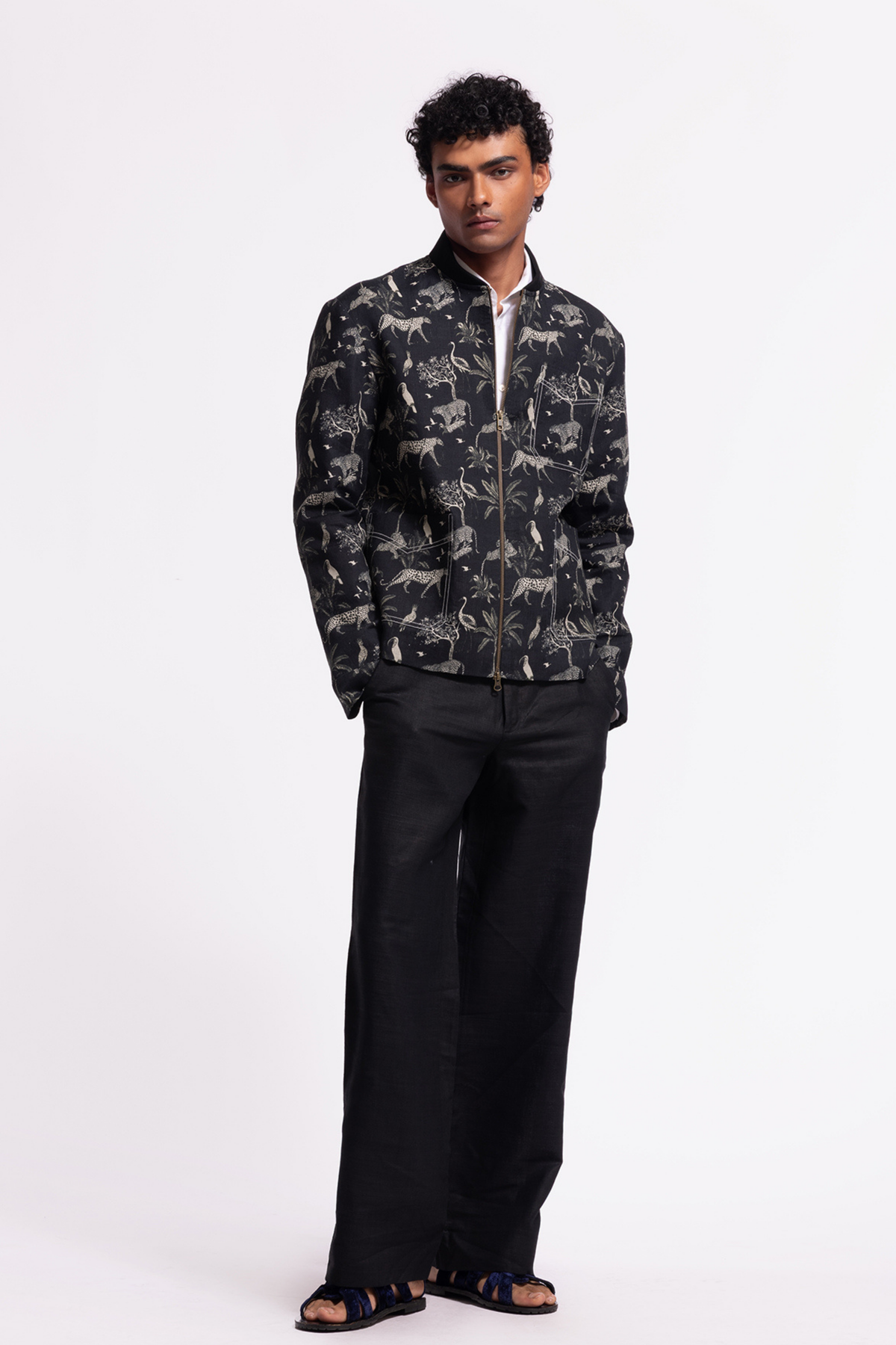 Black Linen Printed Jacket With Zip