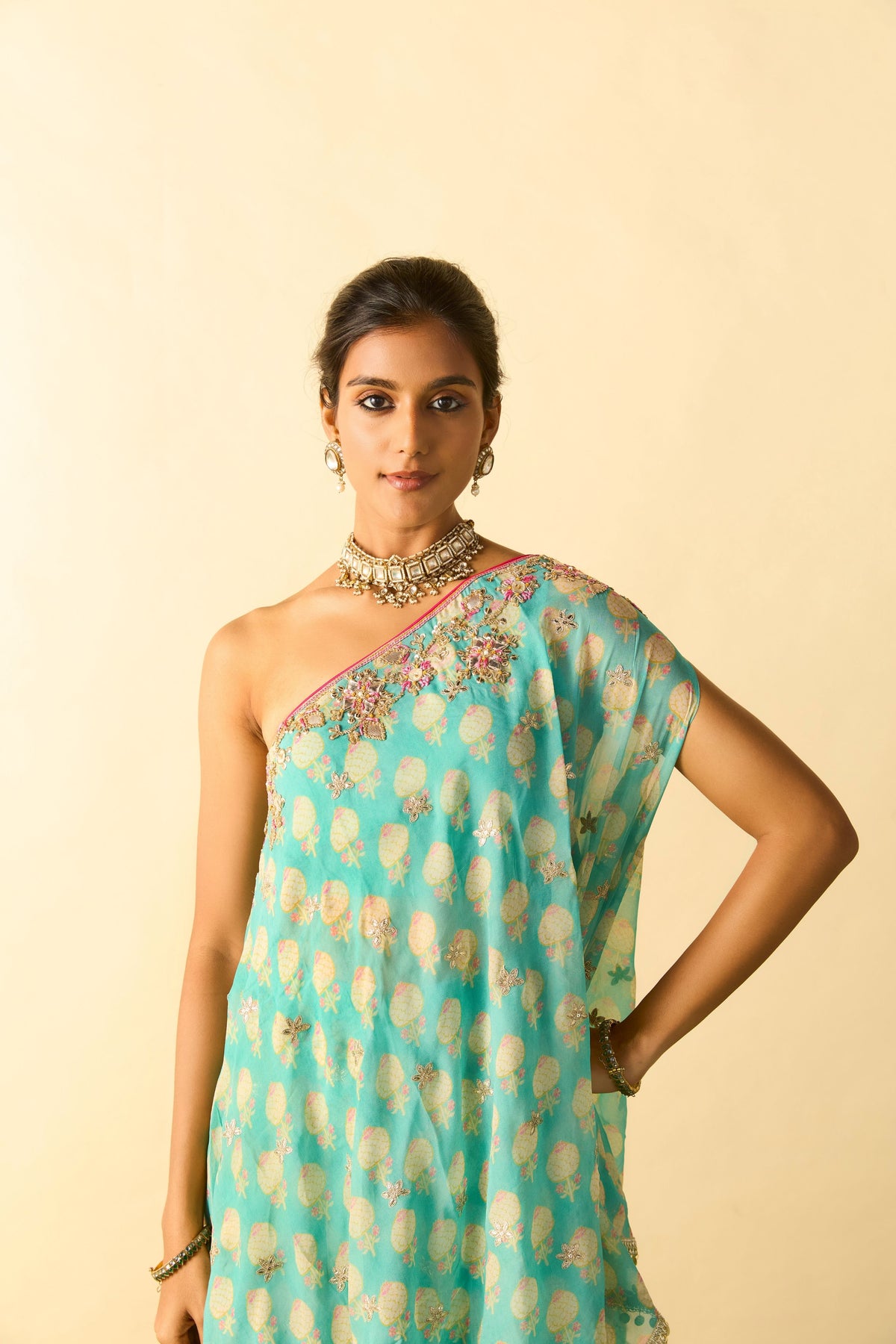 Dia Aqua One Shoulder Set