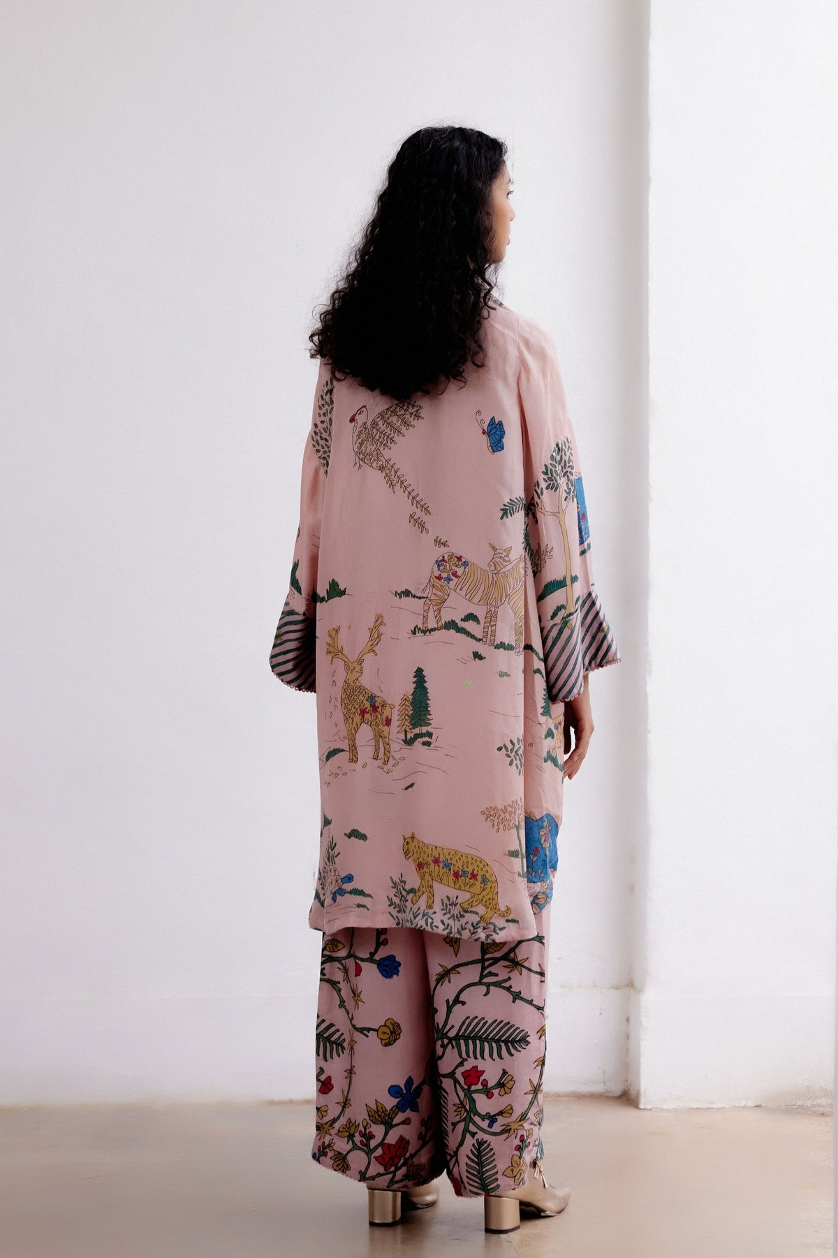Rose Animal Design Oversized Set
