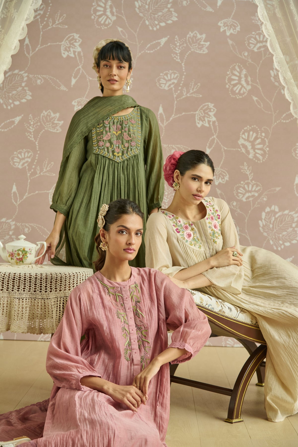 Ivory Gulneher Tunic