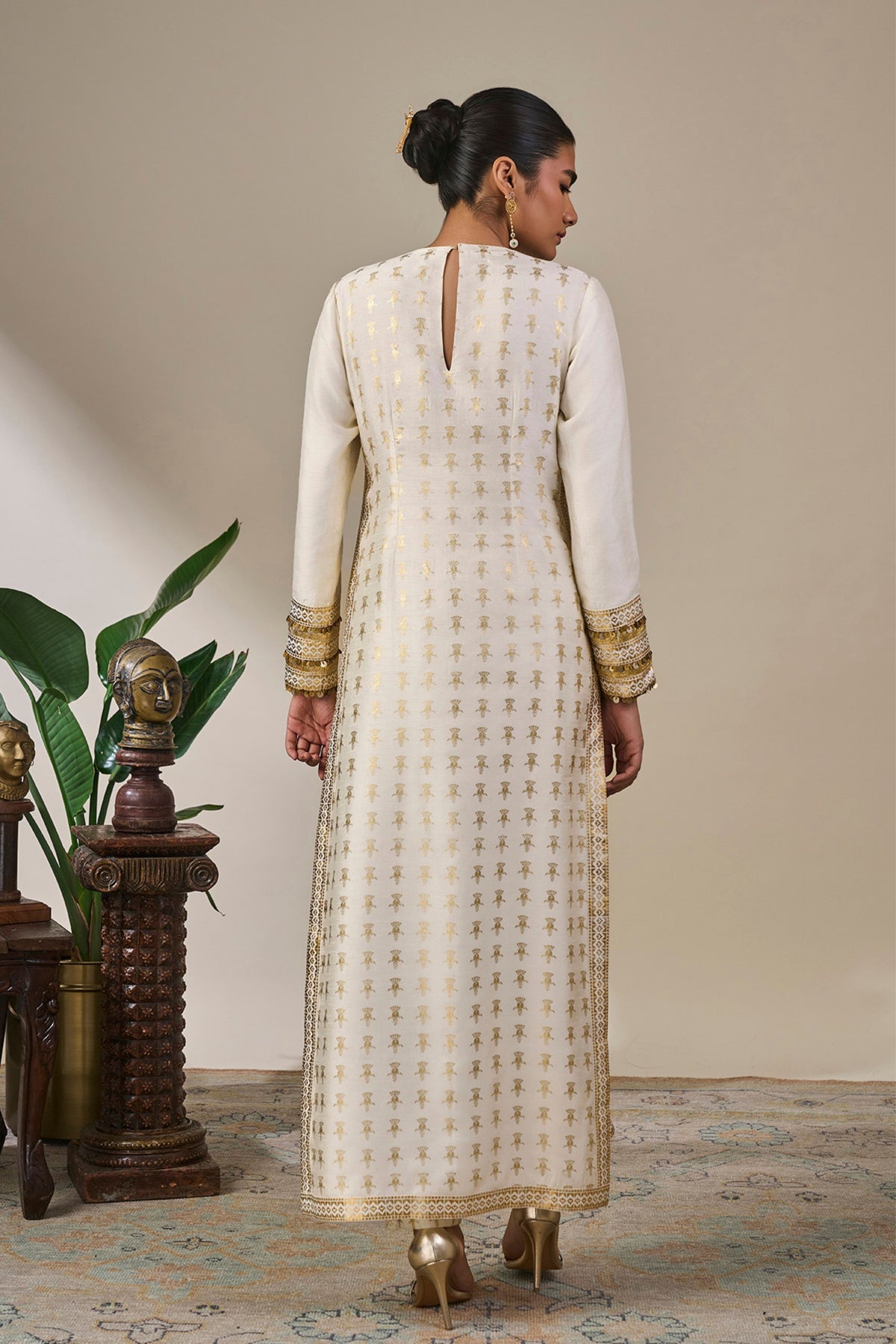 Ivory Anaar Chronicles Kurta Set