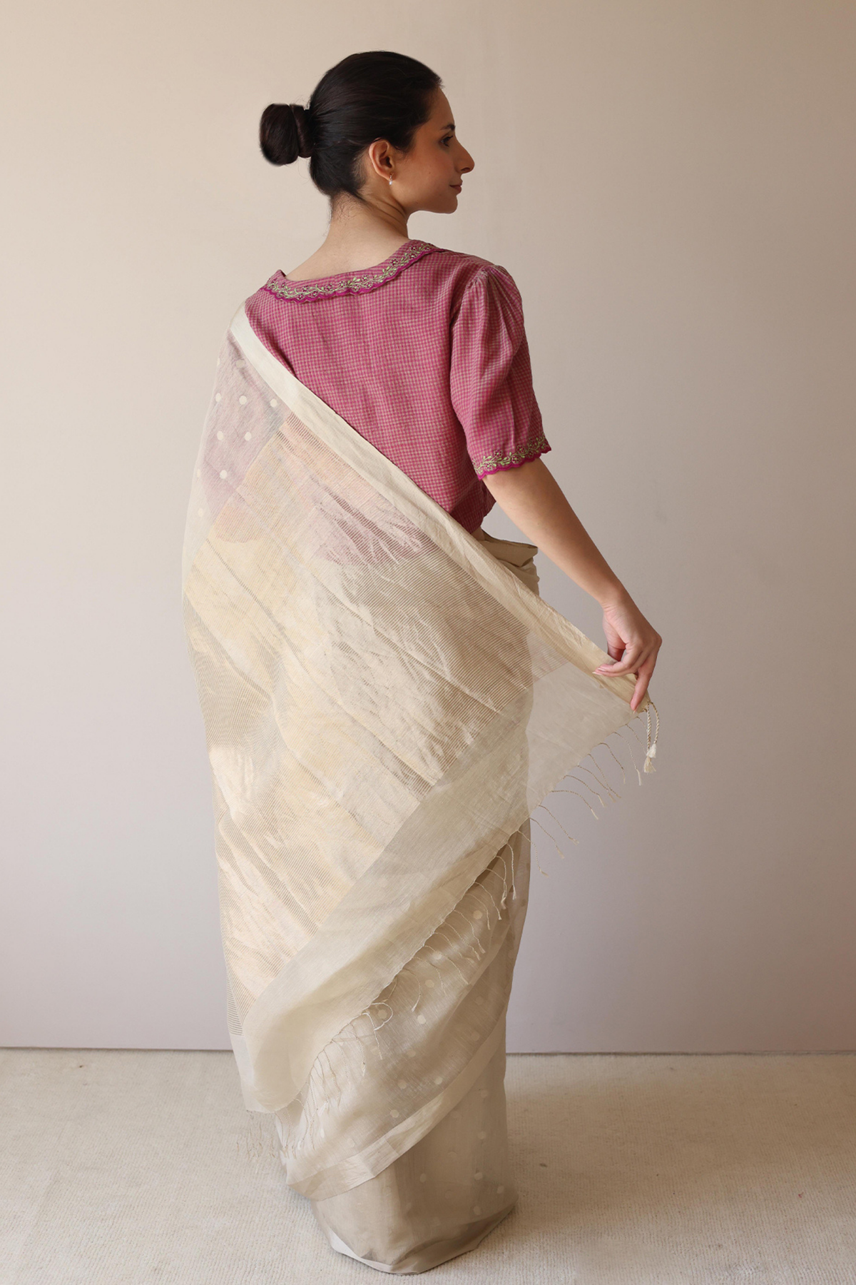 Beige Wildflower Meadow Jamdani Saree