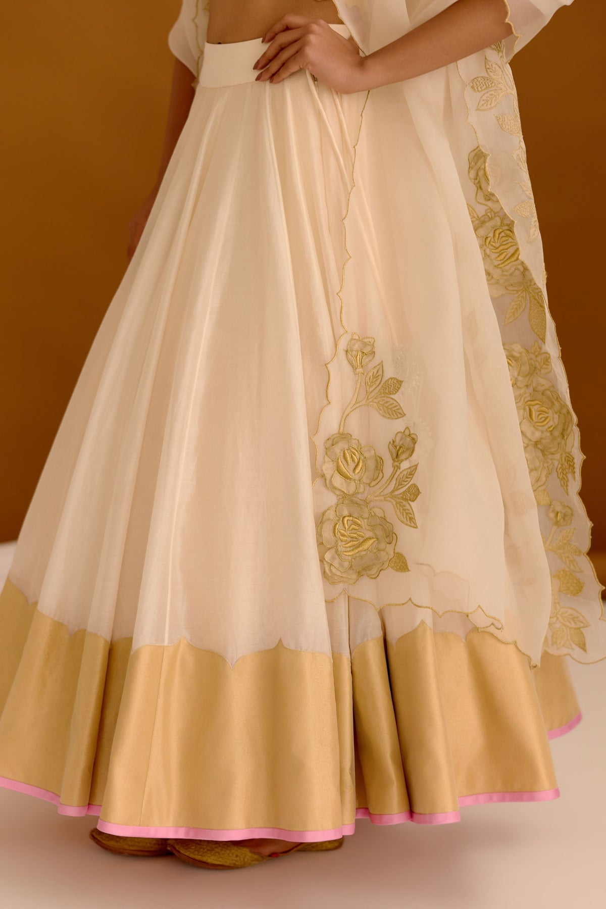 Noor Mahal Ghagri Set