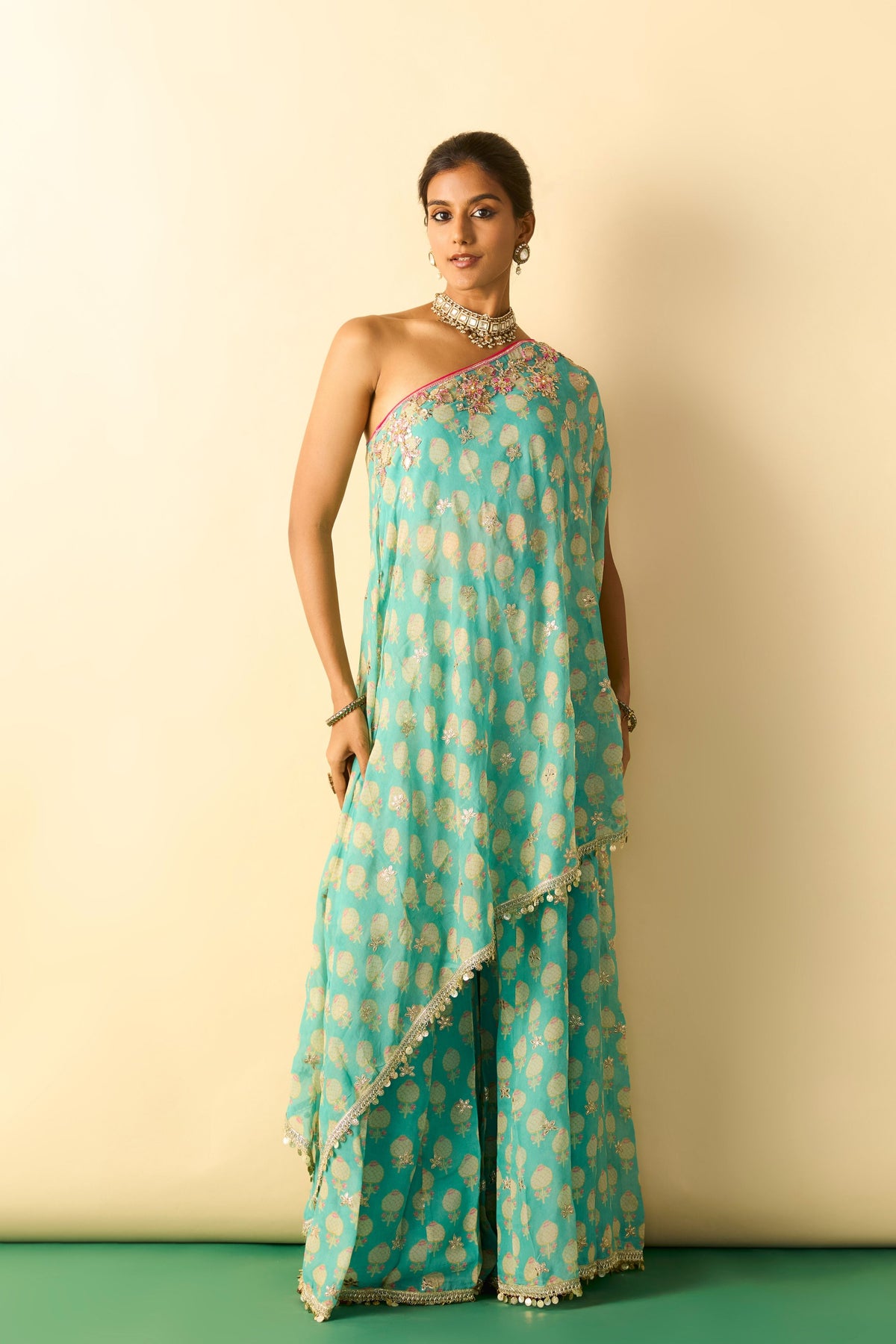 Dia Aqua One Shoulder Set