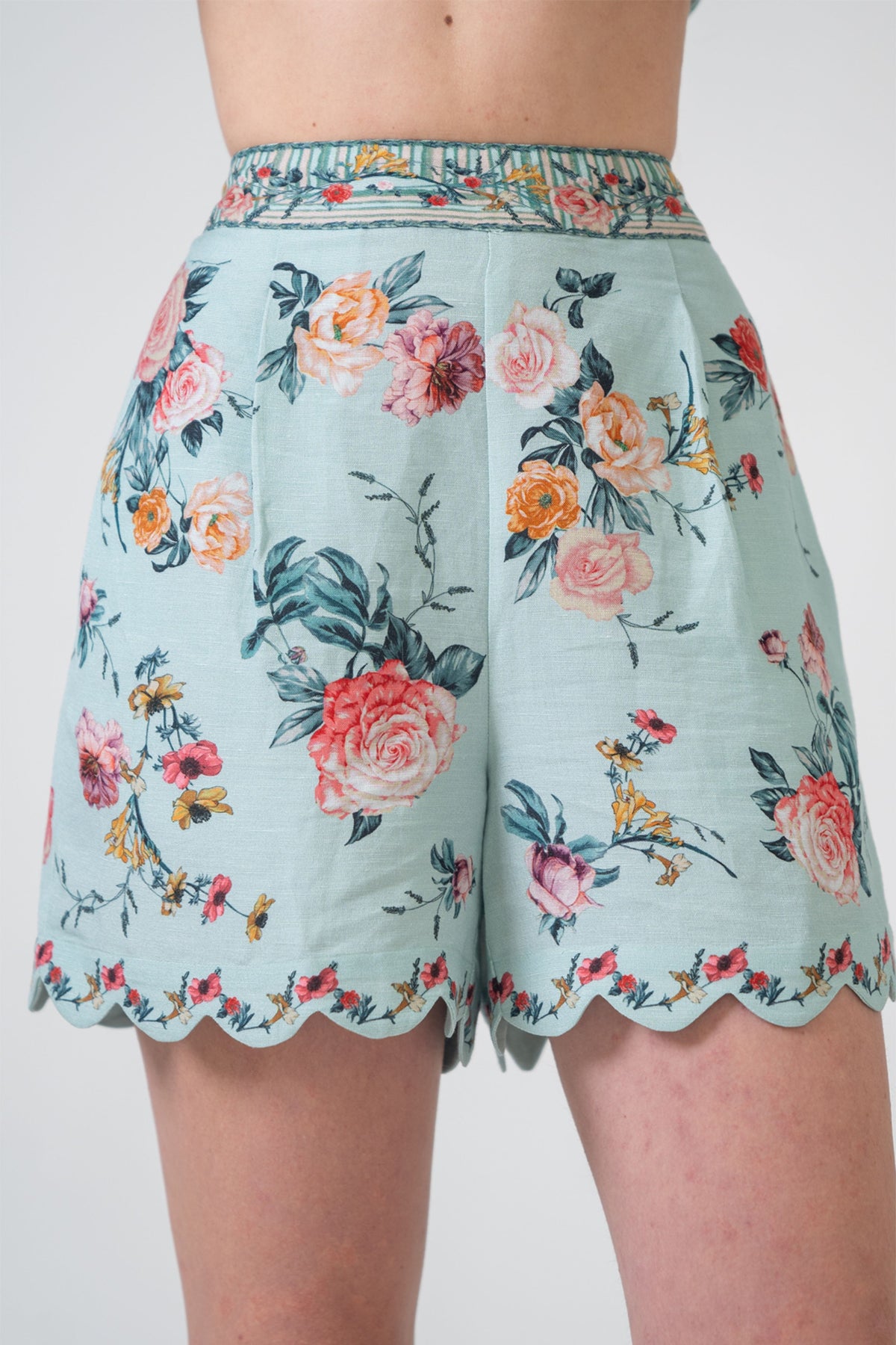 Fiora Scalloped Shorts