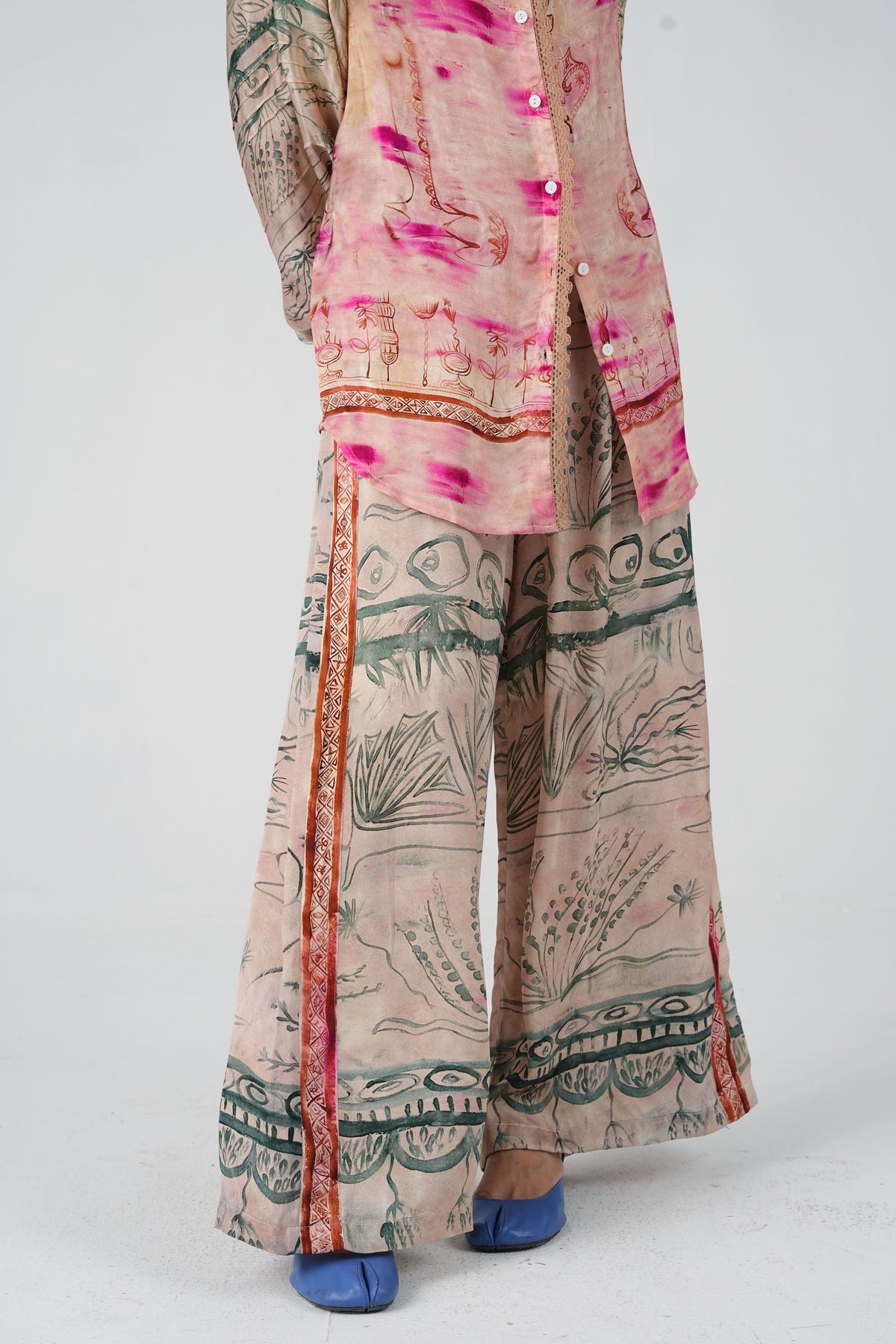 Moira Pant