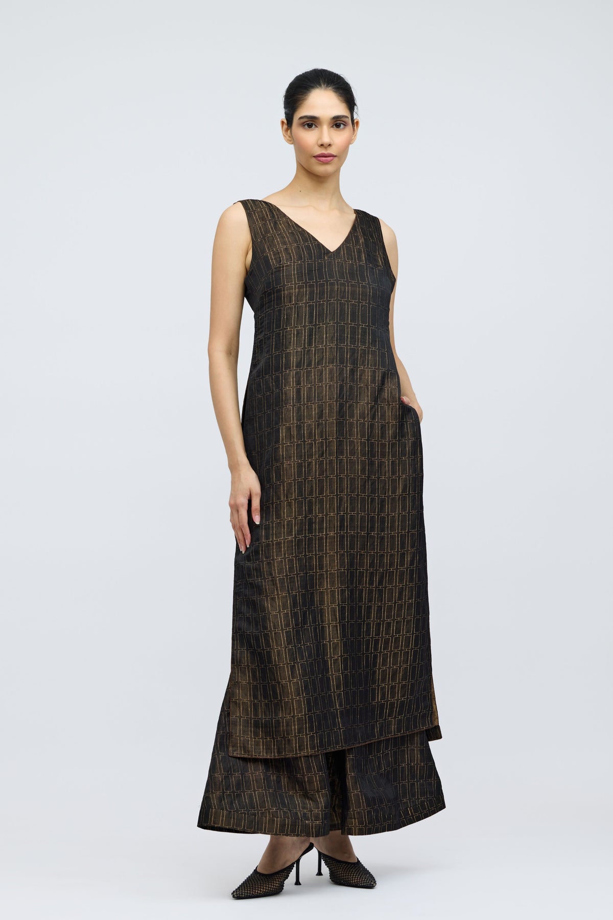 Phalguni Handwoven Brocade Kurta Set