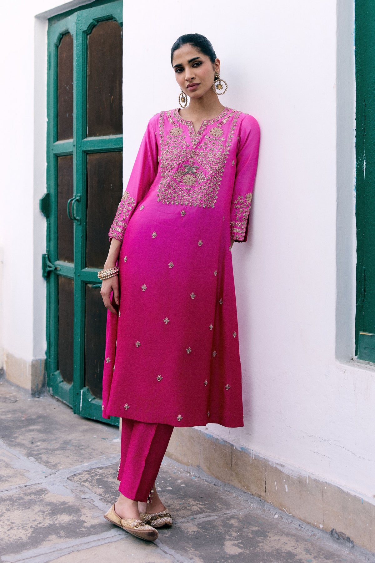 Gulbahar Lotus Kurta Set