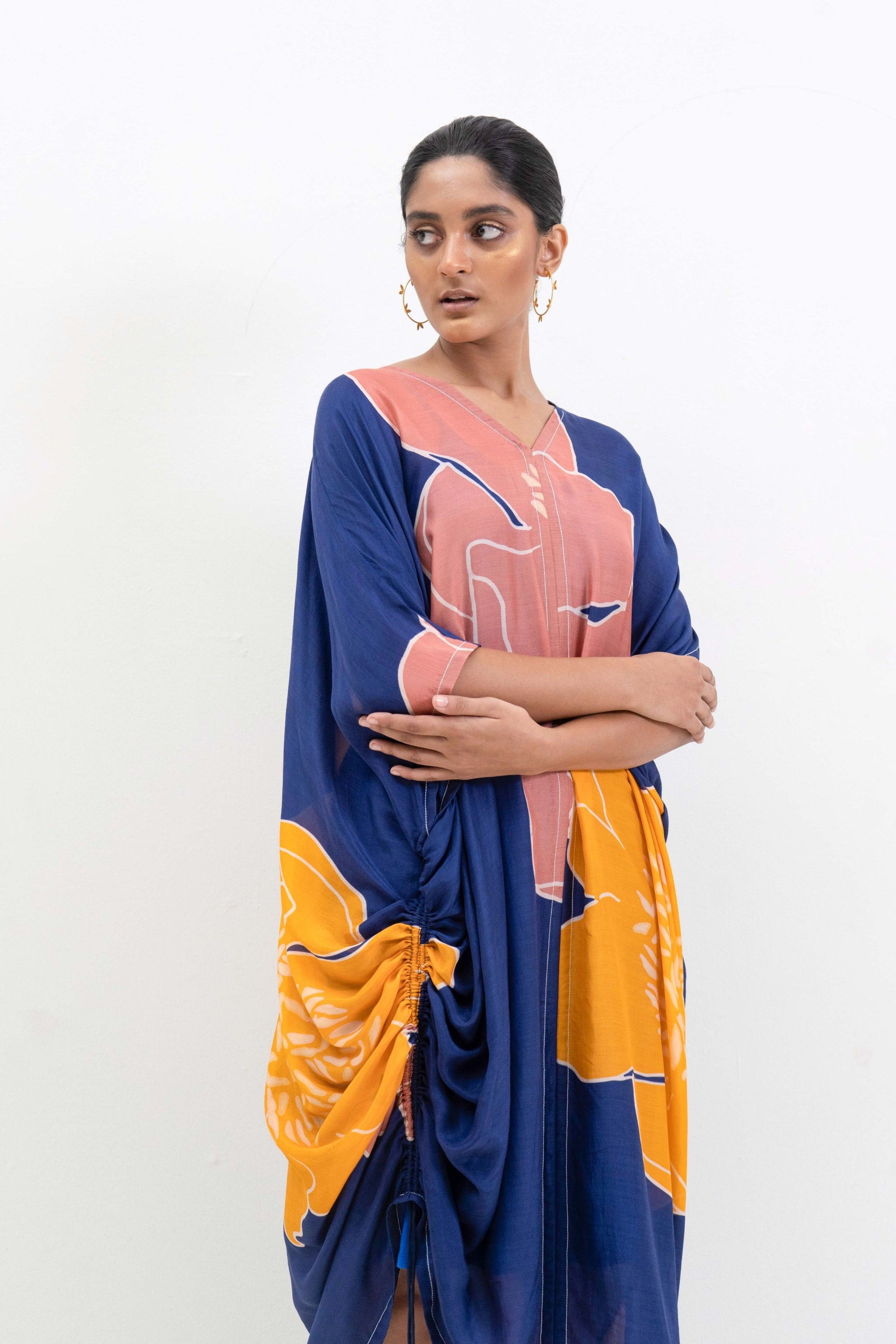 anti fit dress Sascoton Anti-fit Summer Collection .. , Sassy. Addictive. Stylish. , Anti-Fit Collectionwhere comfort meets effortless elegance., Handcrafted Cotton Linen Anti-fit dress with pockets . ,