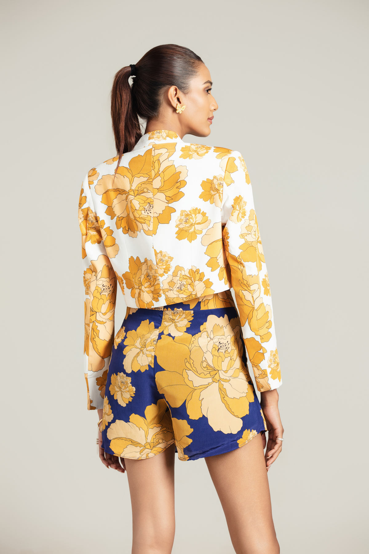Bloom Cropped Blazer With Shorts