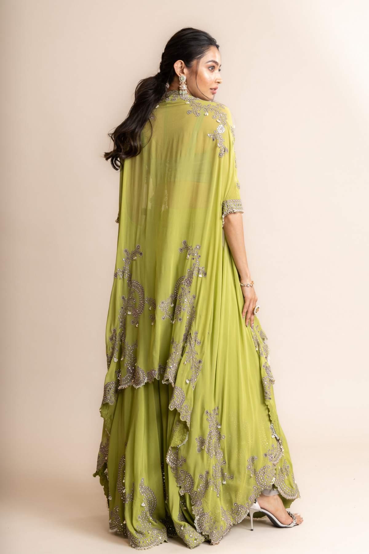 Cape With Circular Pants Set