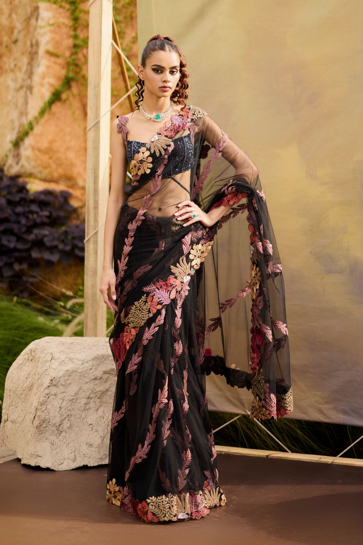Abalia Saree Set
