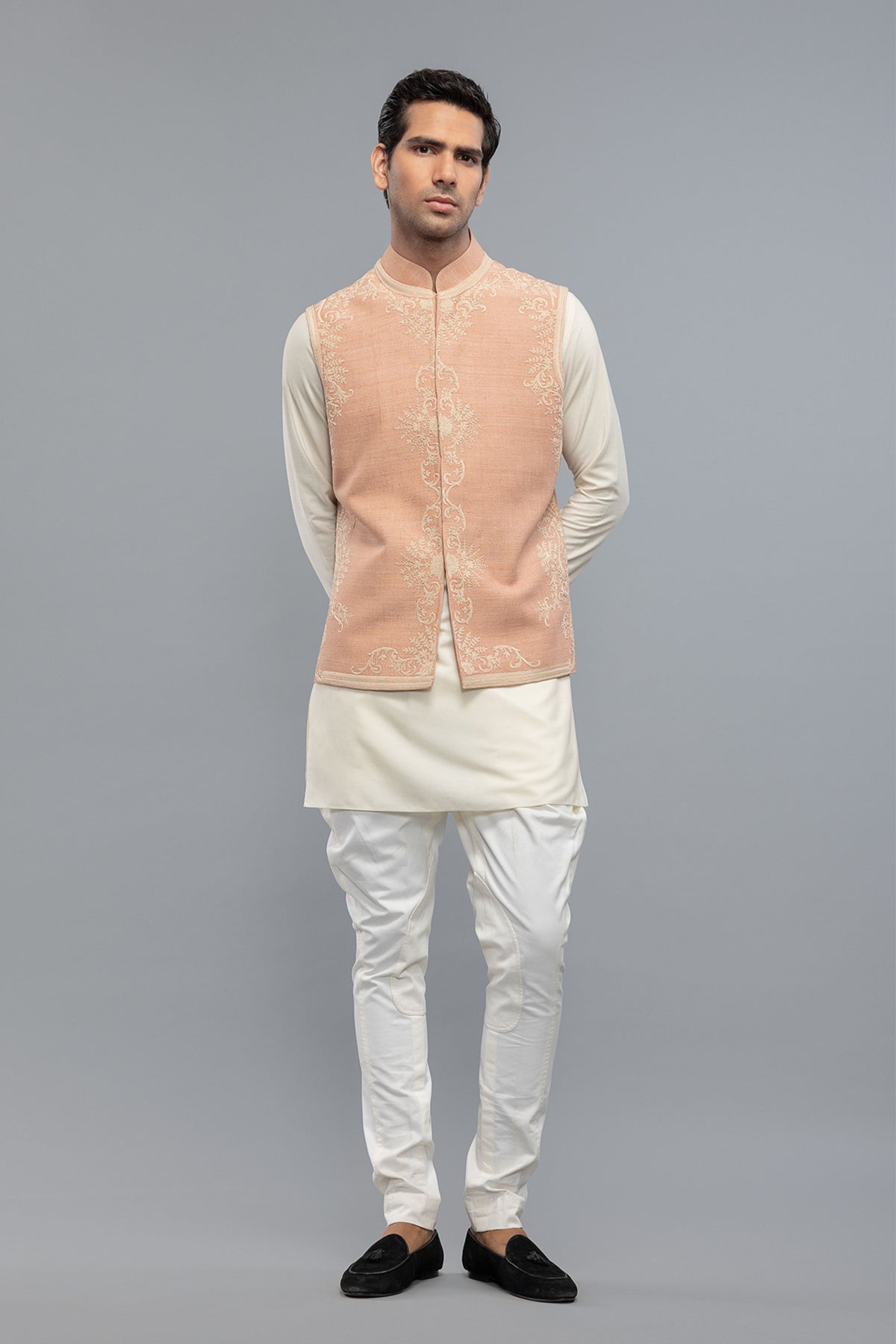Matka Bundi With Resham Embroidery