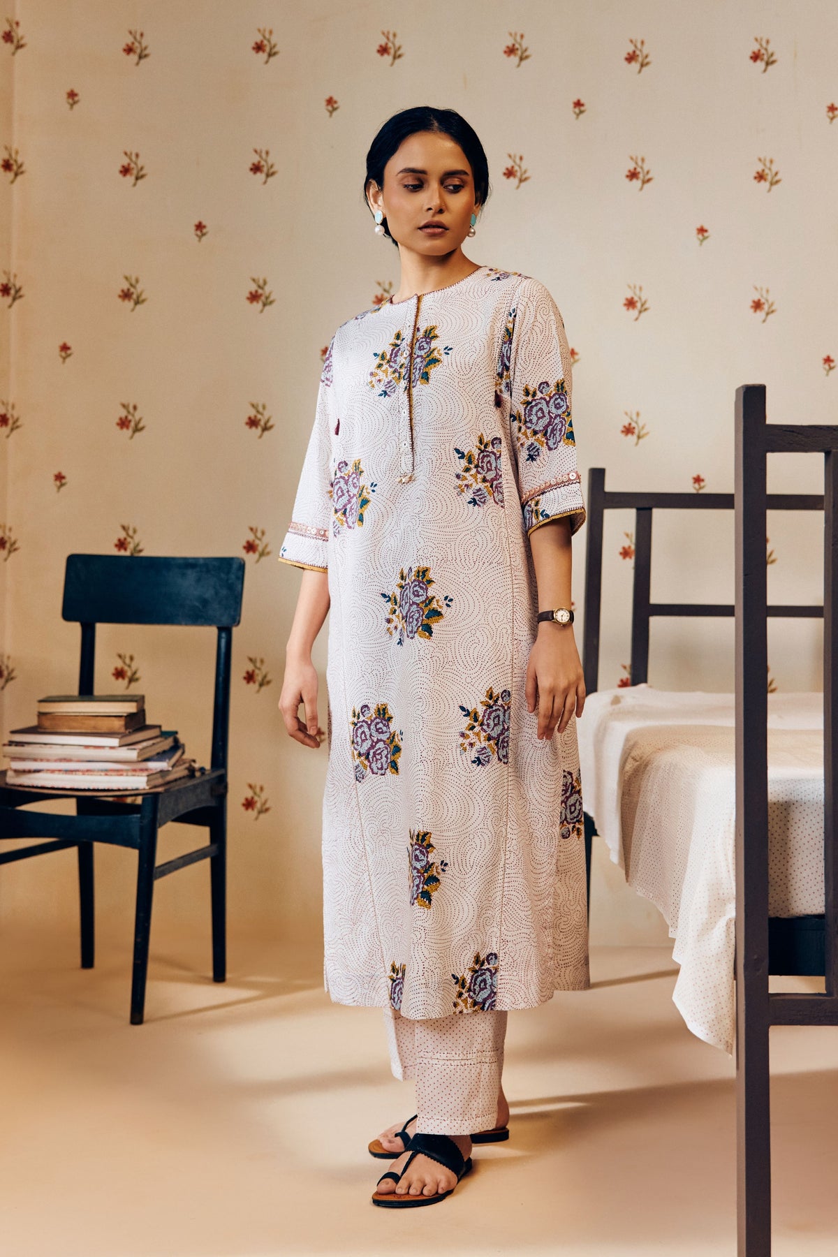 Off-white Rose Print Kurta Set