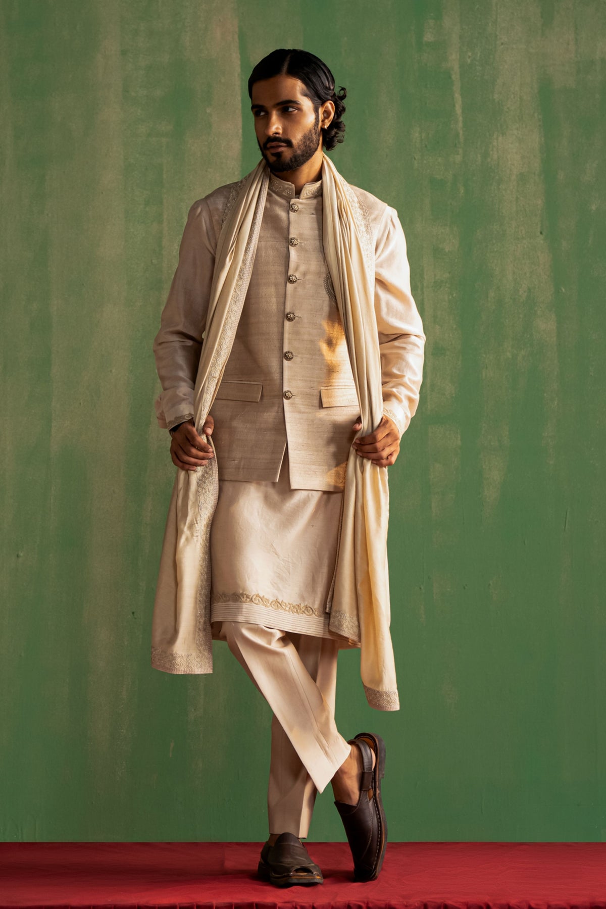 Aarnik Bundi Set