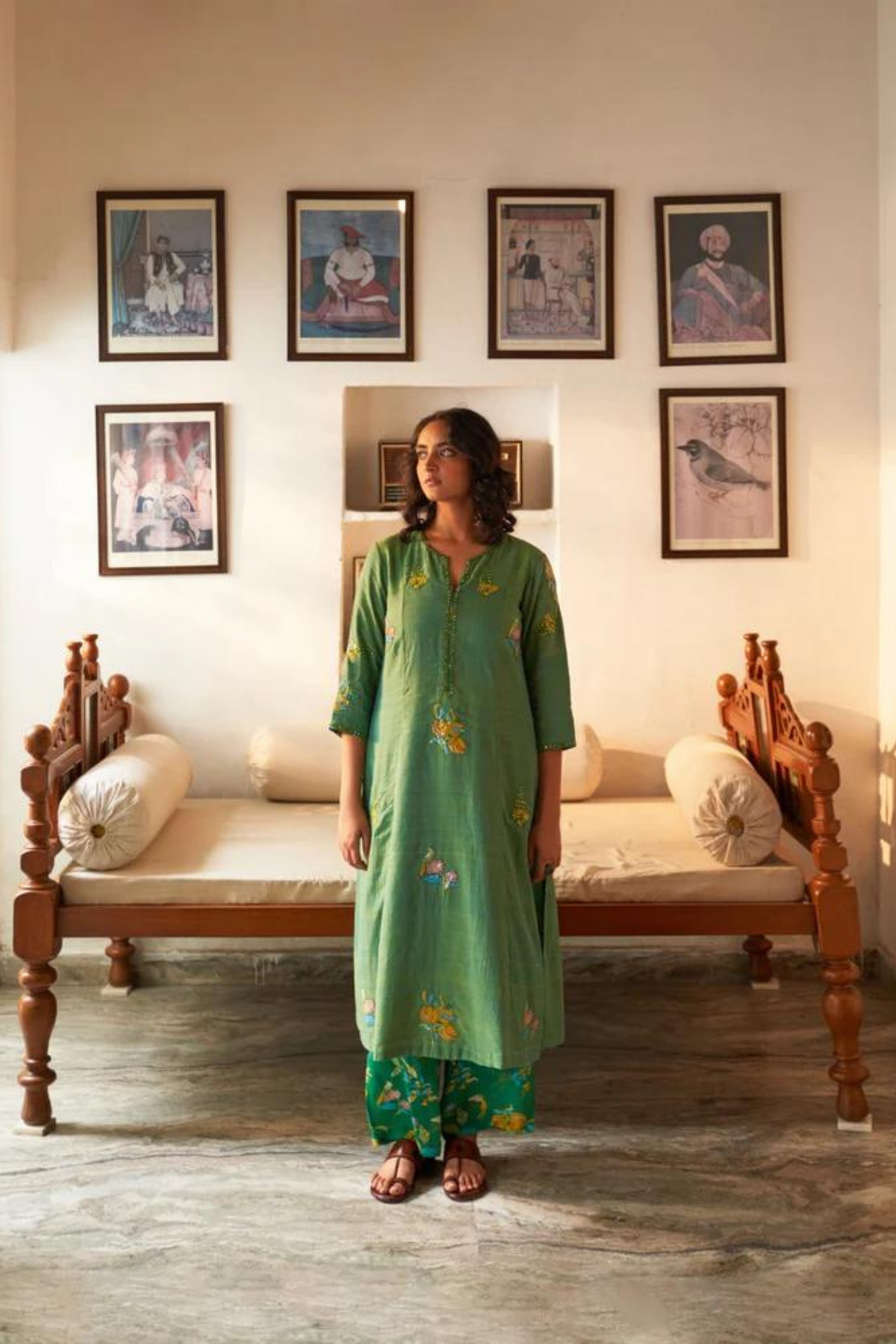 Jhumka Sitara Phool Kurta Set