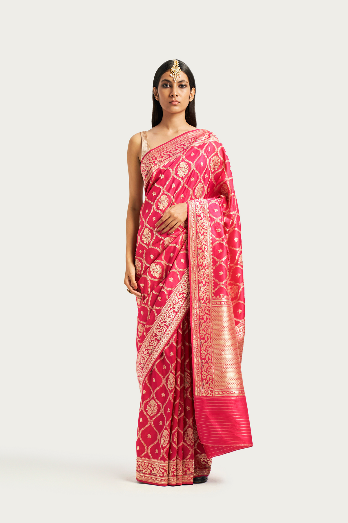 Golpannah ruby saree