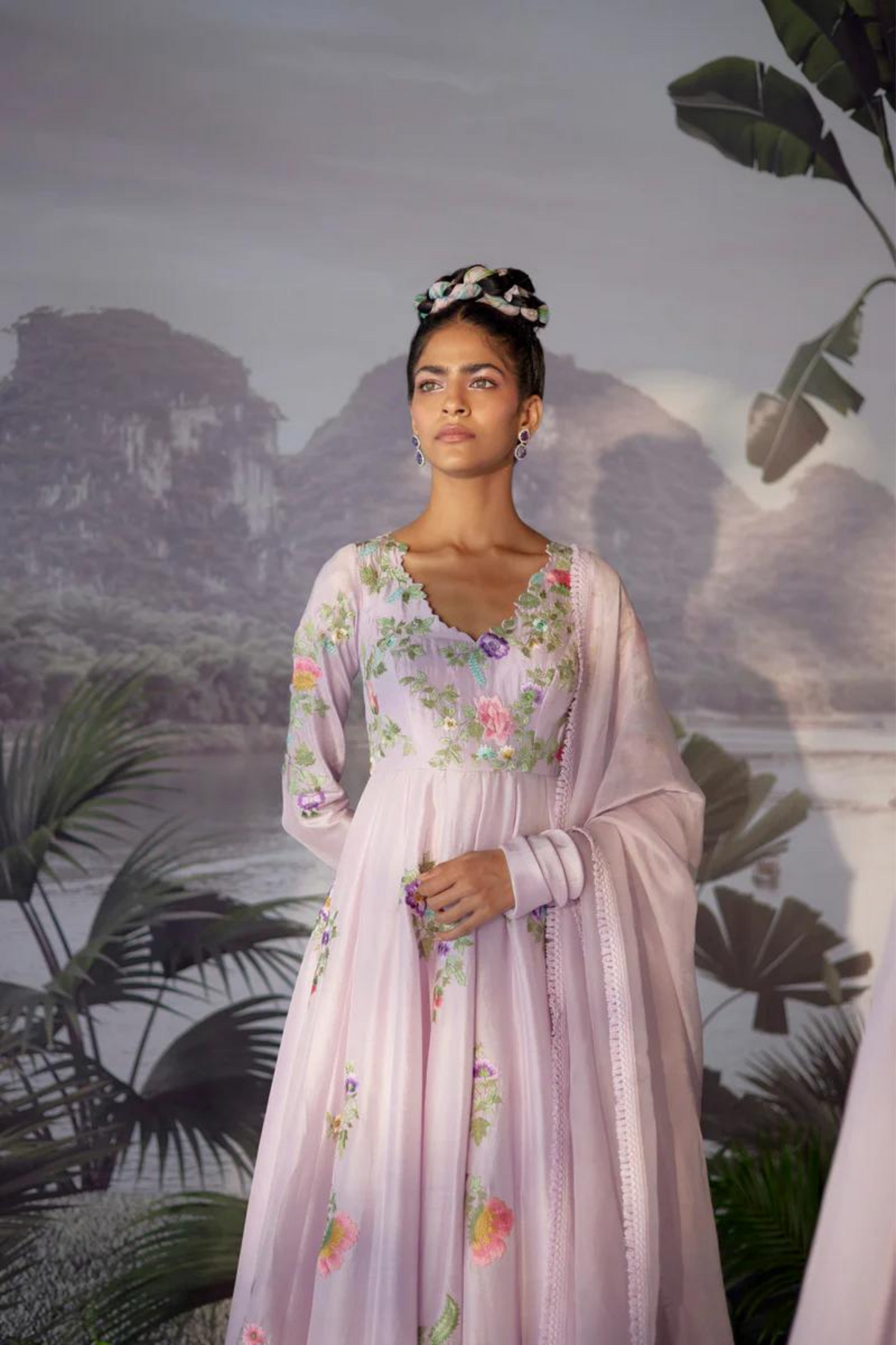 Ragyi Lilac Anarkali Set