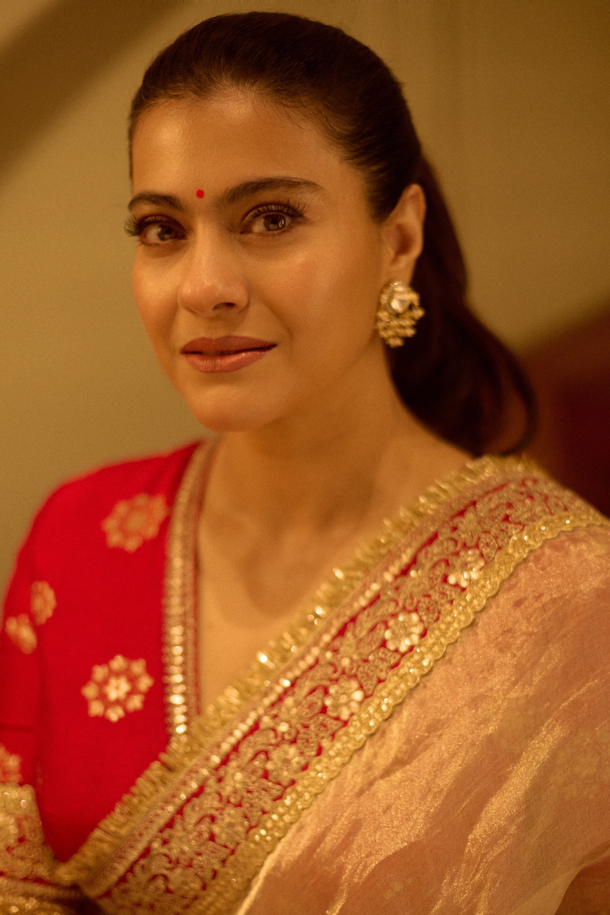Kajol in Gopi Vaid