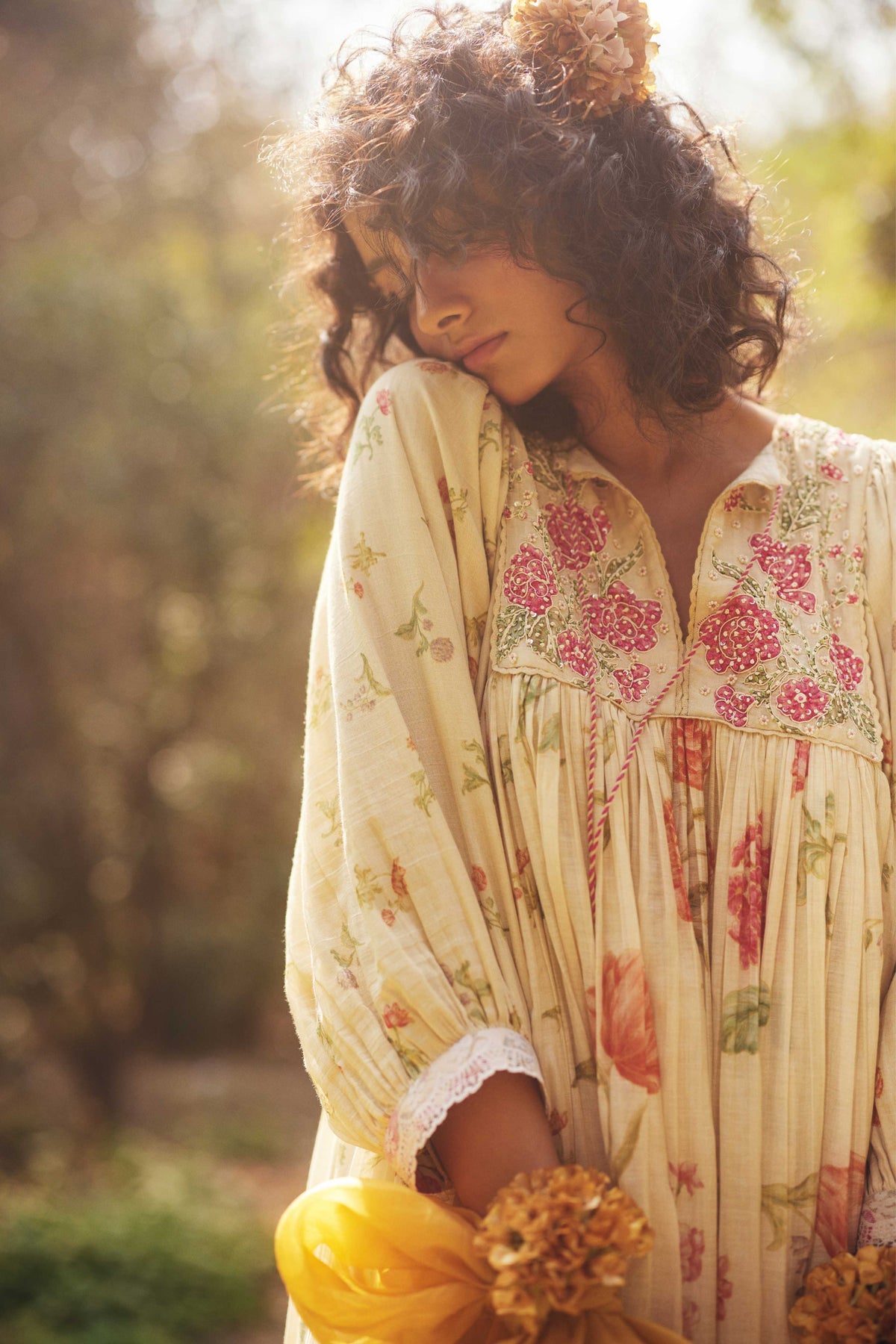 Ivory Short Dress With Scarf