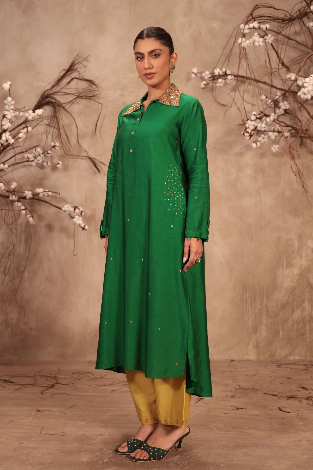 Green Collar Kurta Set
