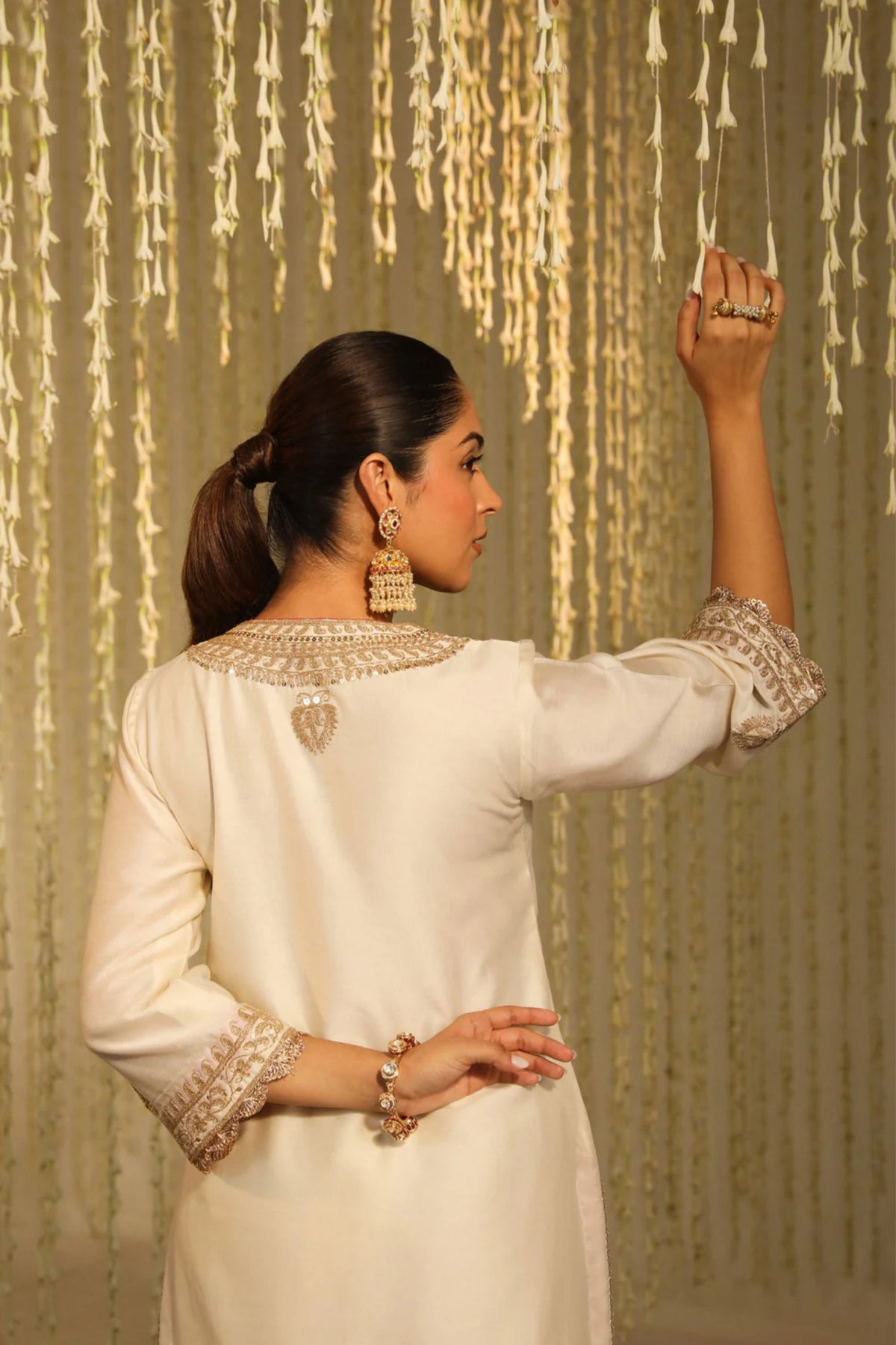 Enisa Daisy Ivory Kurta Set