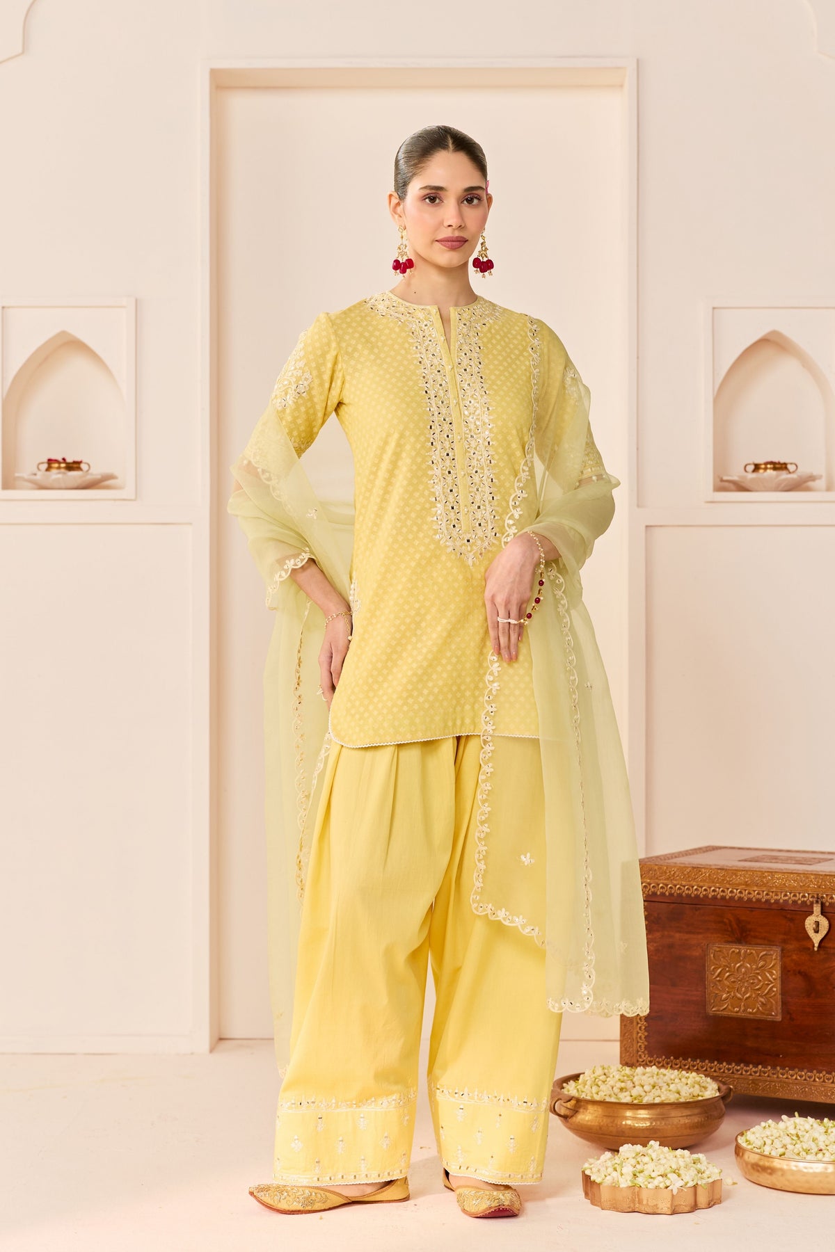 Anaisha Lemon Yellow Short Kurta Set
