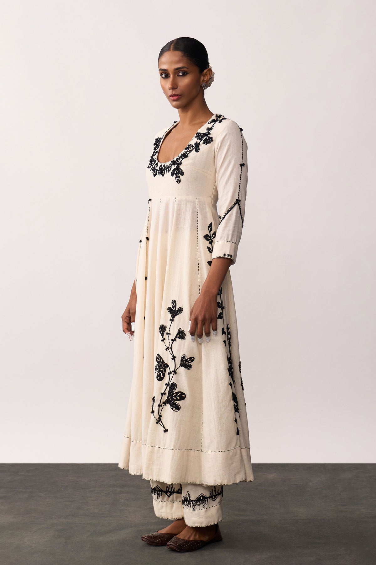 Kalpana Ivory Anarkali Set