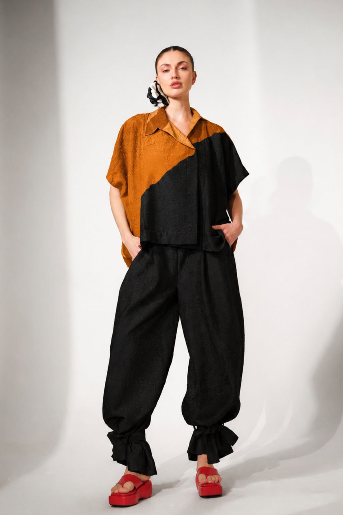 Relaxed Grain Pants