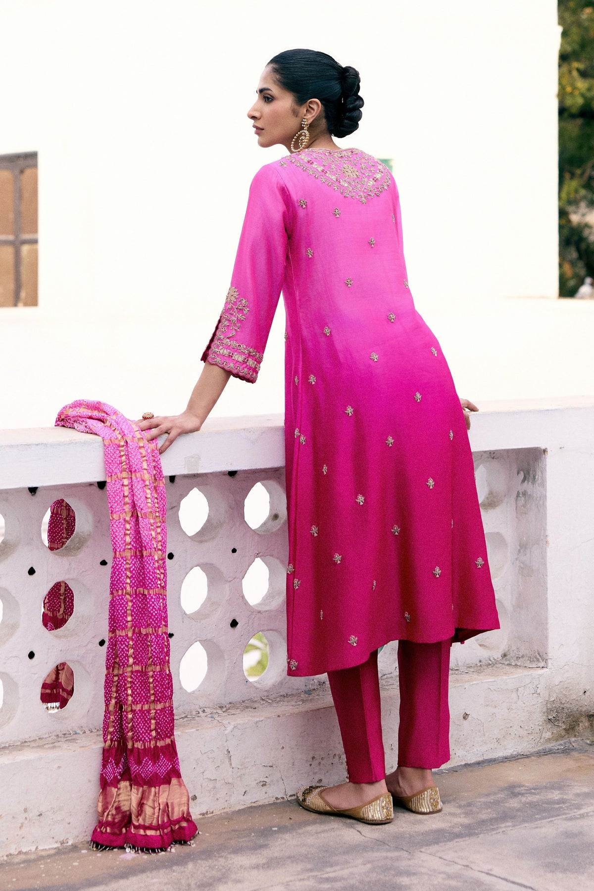 Gulbahar Lotus Kurta Set