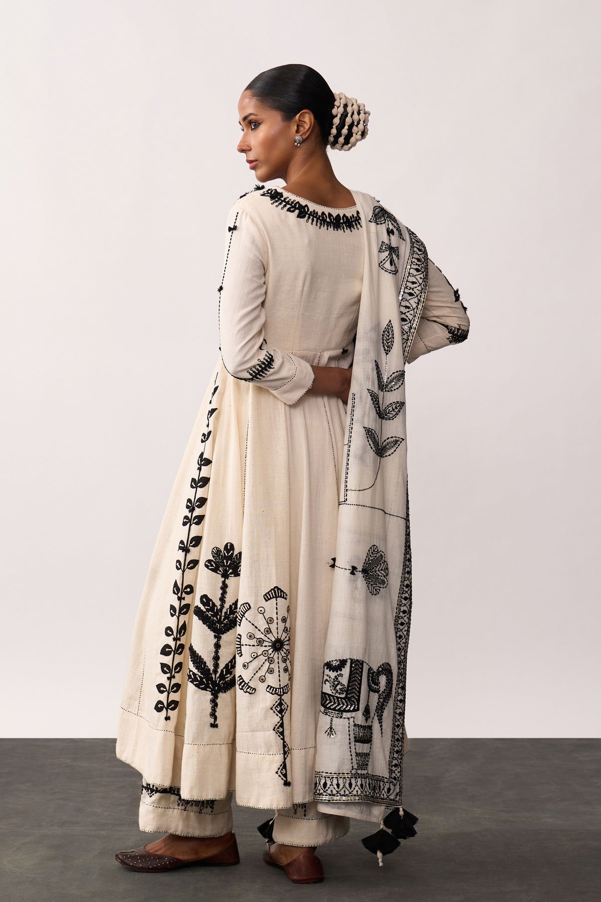 Kalpana Ivory Anarkali Set