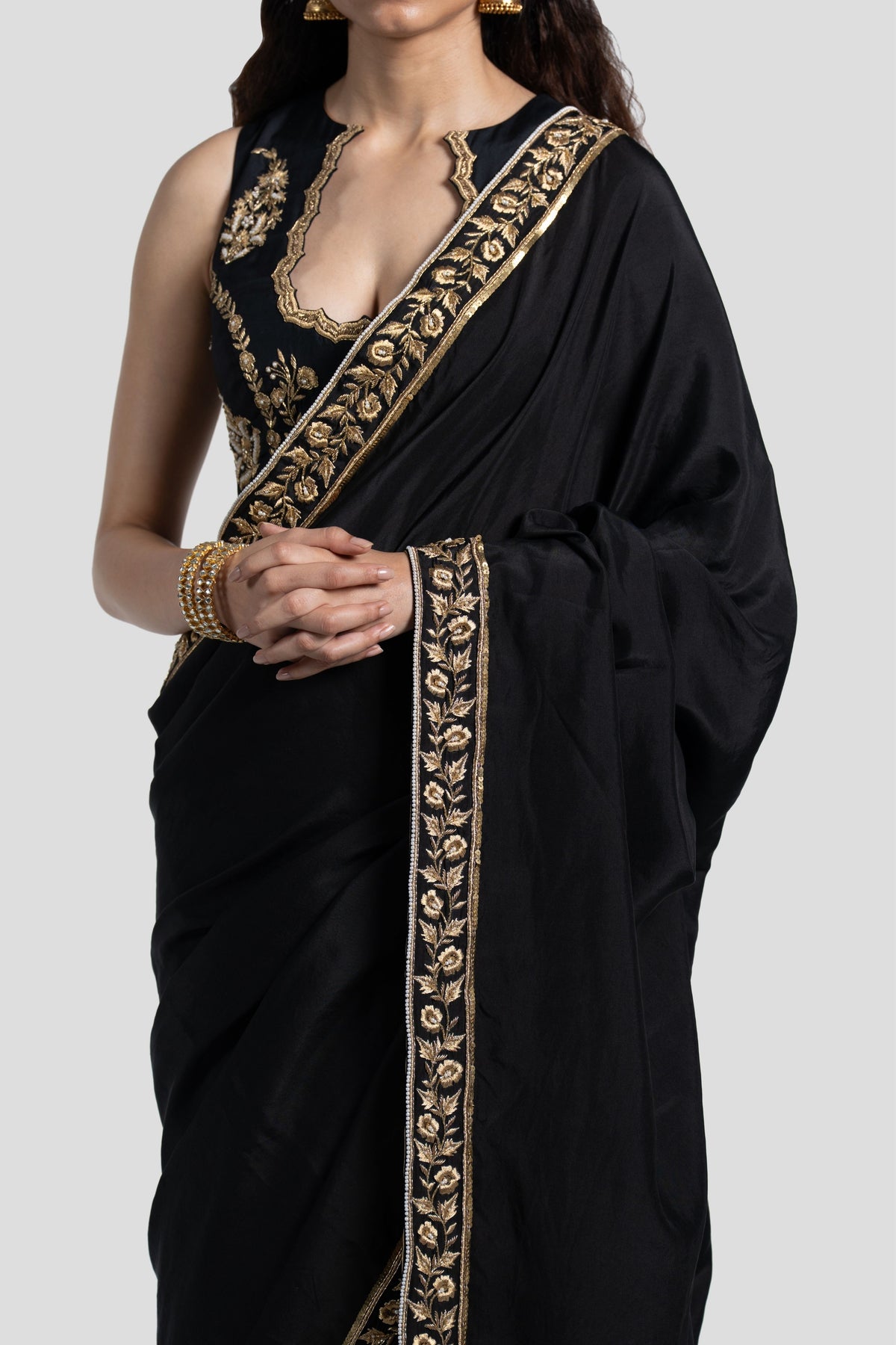 Siyaah Sitara Saree