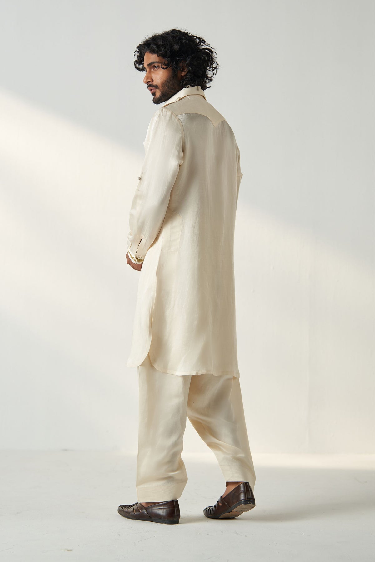 Ivory Mehul Pathani Set